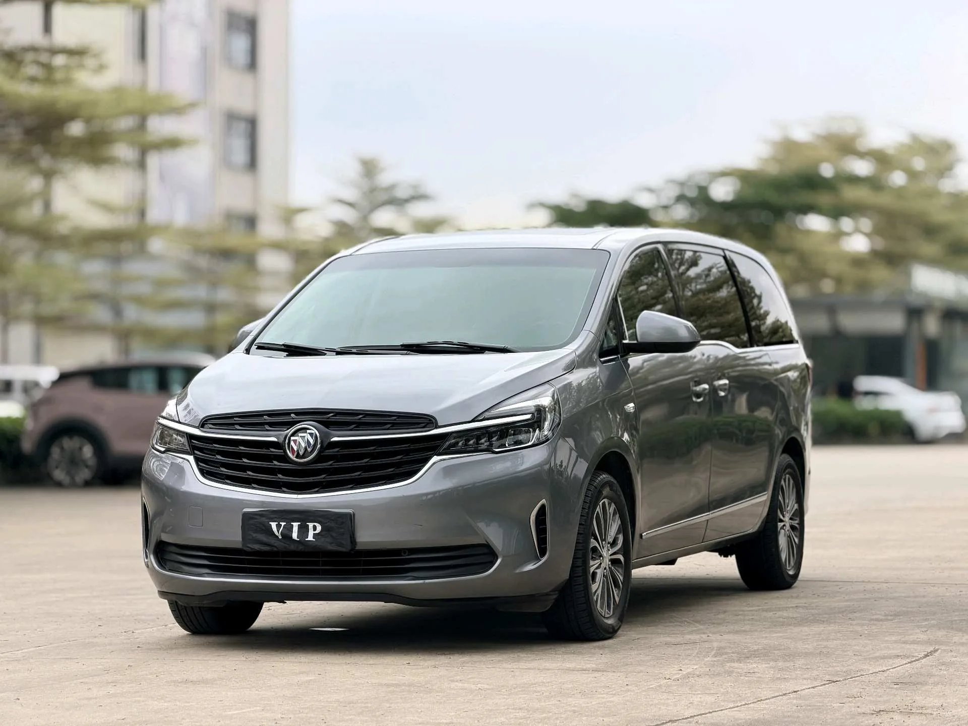 Buick GL8 2022 Land Business Class 652T Luxury