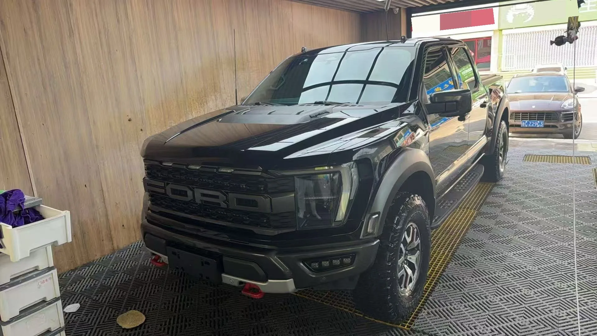 2022 Ford F-150 Raptor (Imported) 3.5T Automatic
