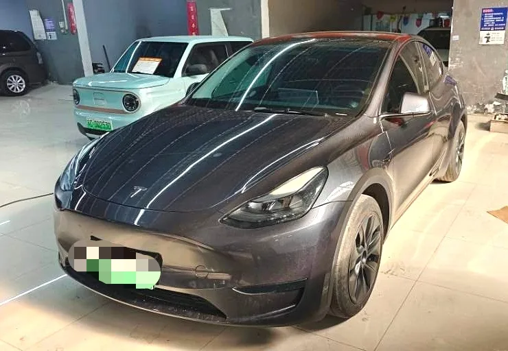 Model Y 2024 Rear-Wheel Drive