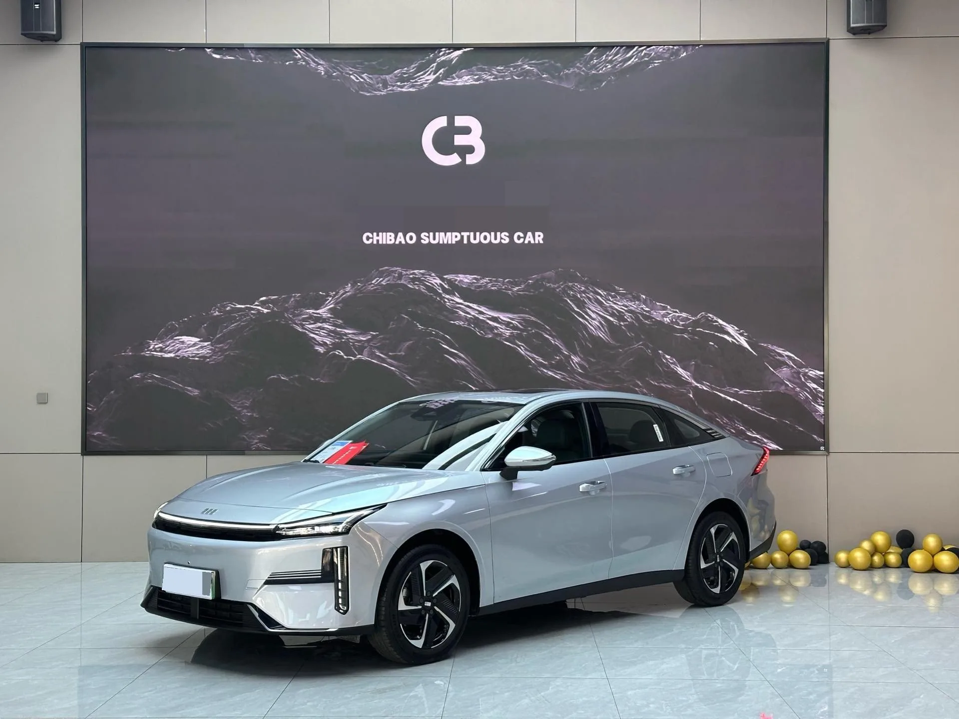 Geely Galaxy 2025 L6 EM-i 1.5 140km Starship Edition Automatic
