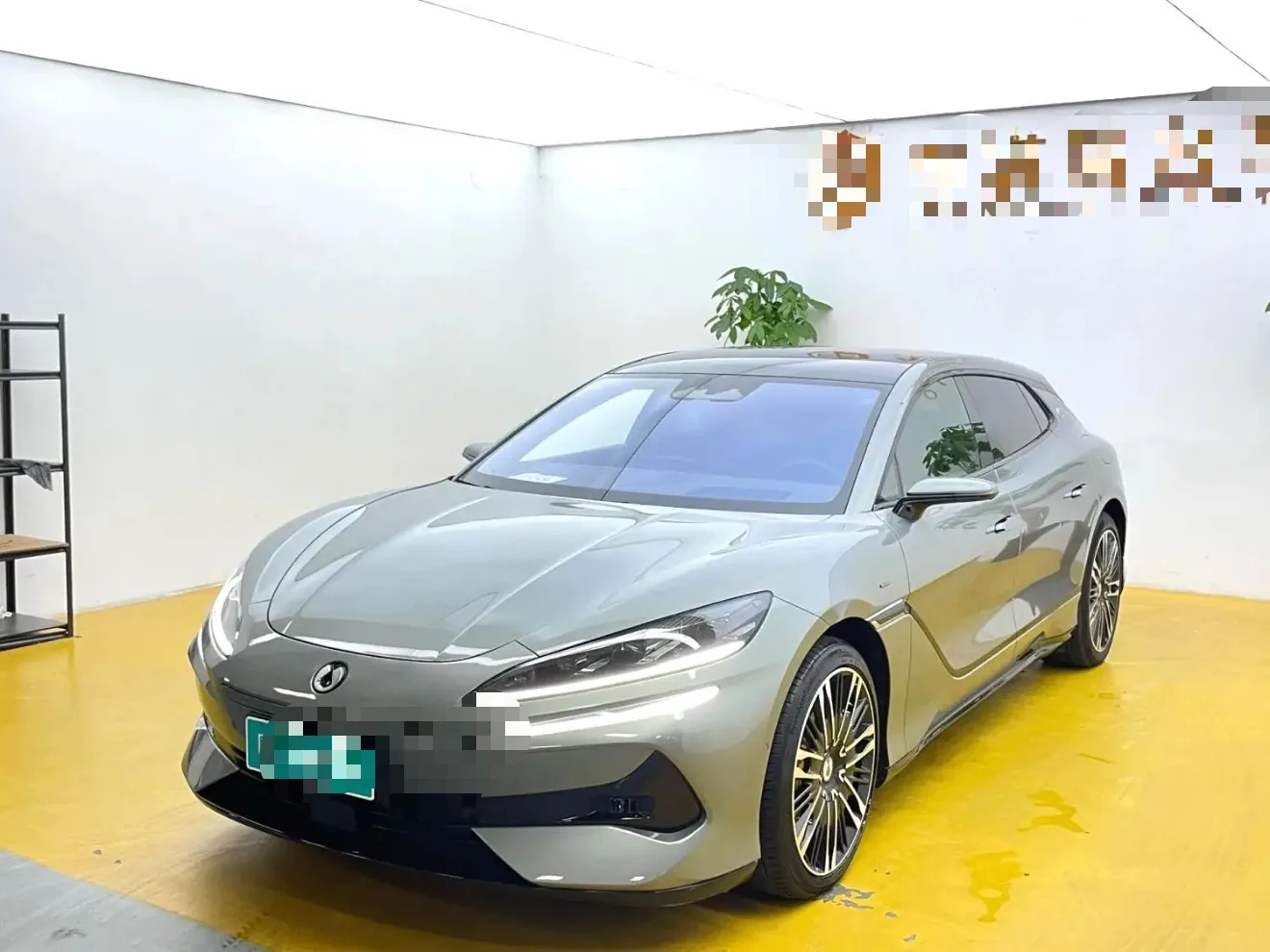Denza 2024 Denza Z9GT 2.0T CVT 1100 AWD Ultra First Edition Automatic