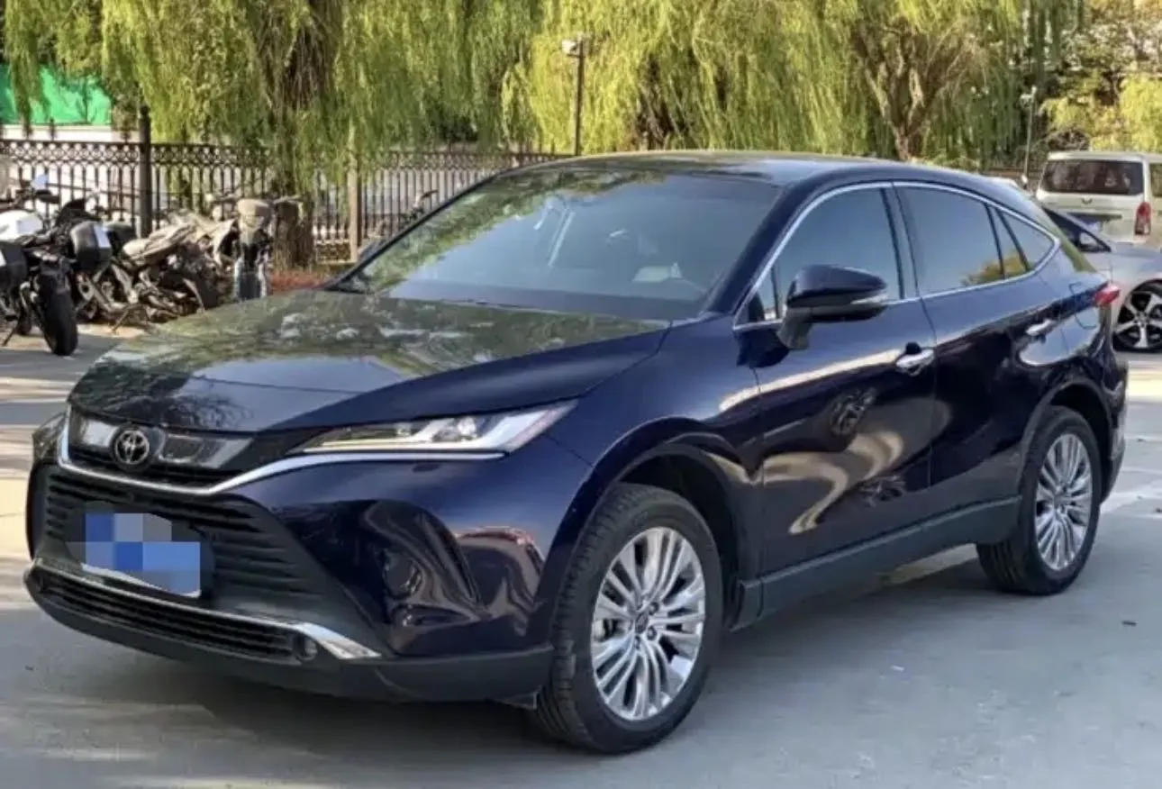 2023 Toyota RAV4 Hybrid 2.5L CVT 2WD Luxury Edition (Automatic Transmission)