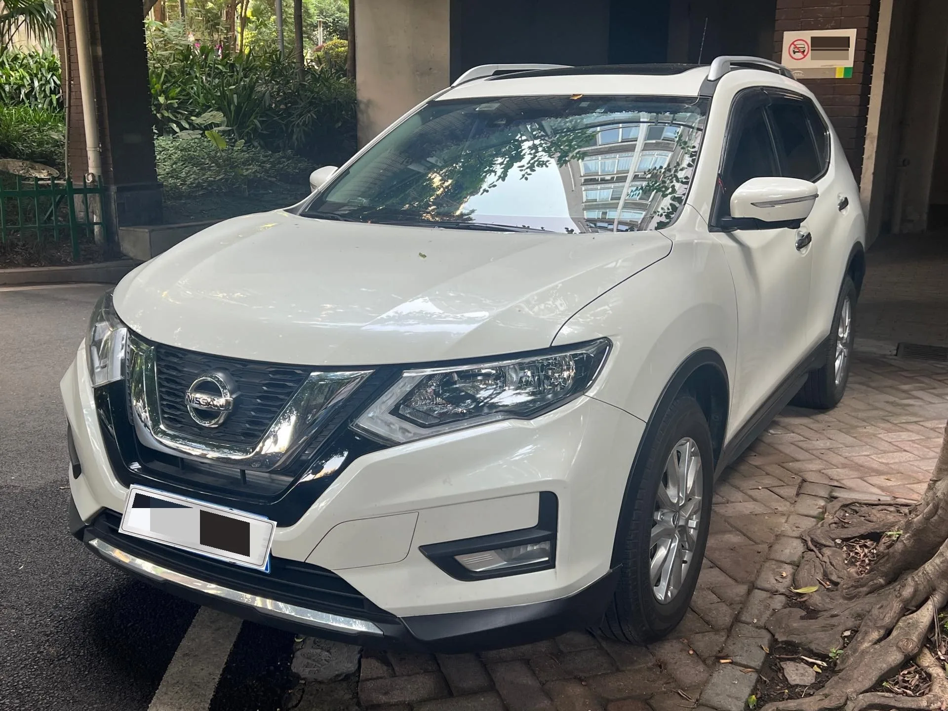 Nissan X-Trail Glory 2022 2.0L 2WD Intelligent Comfort Edition