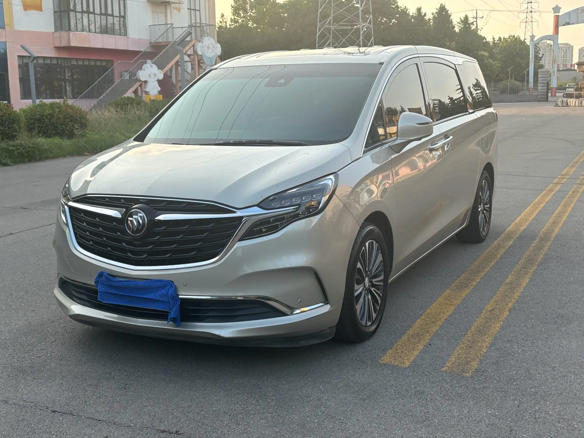 Buick GL8 2022 ES Avantgarde 653T Luxury
