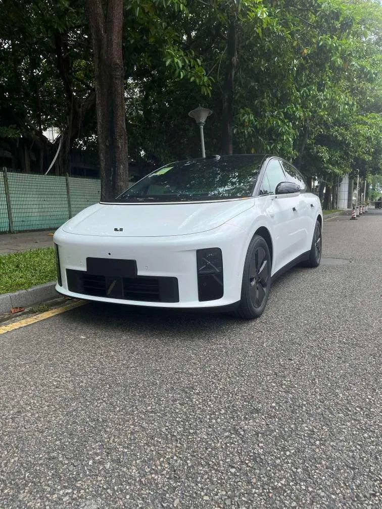 Li Auto i6 2025 Standard Edition