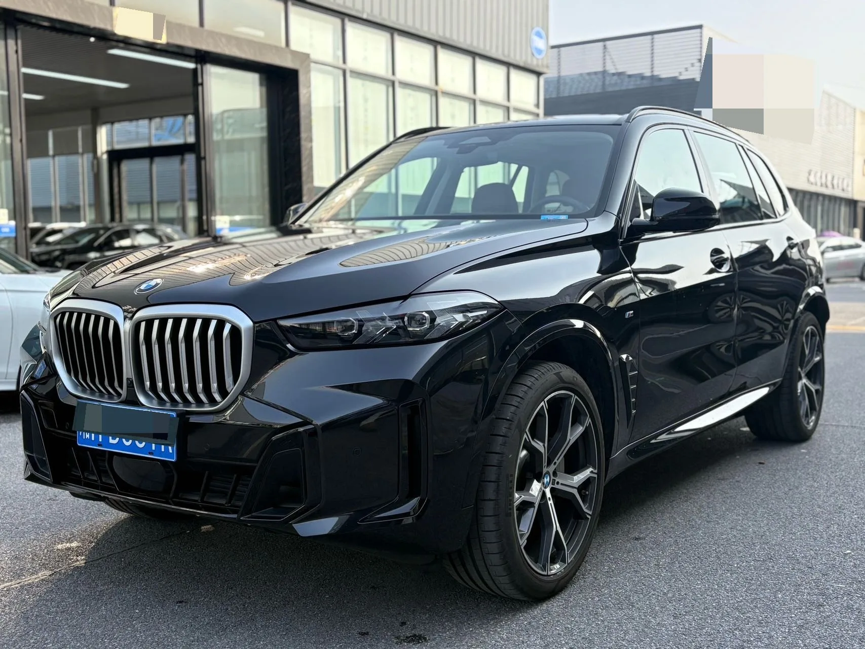 2023 BMW X5 xDrive30Li 48V 2.0T Luxury M Sport Shadow Edition Automatic