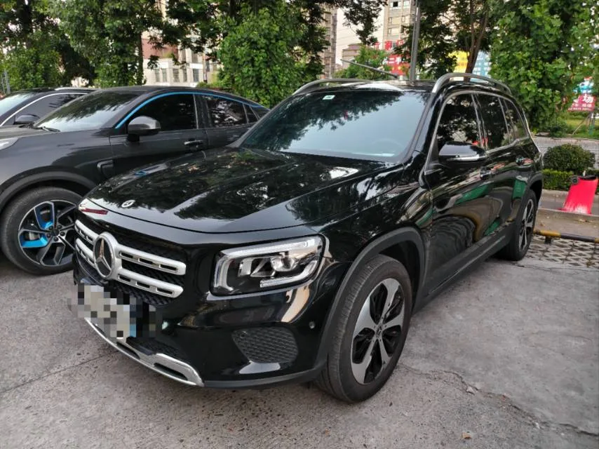 2023 Mercedes-Benz GLB 220 Fashion Edition