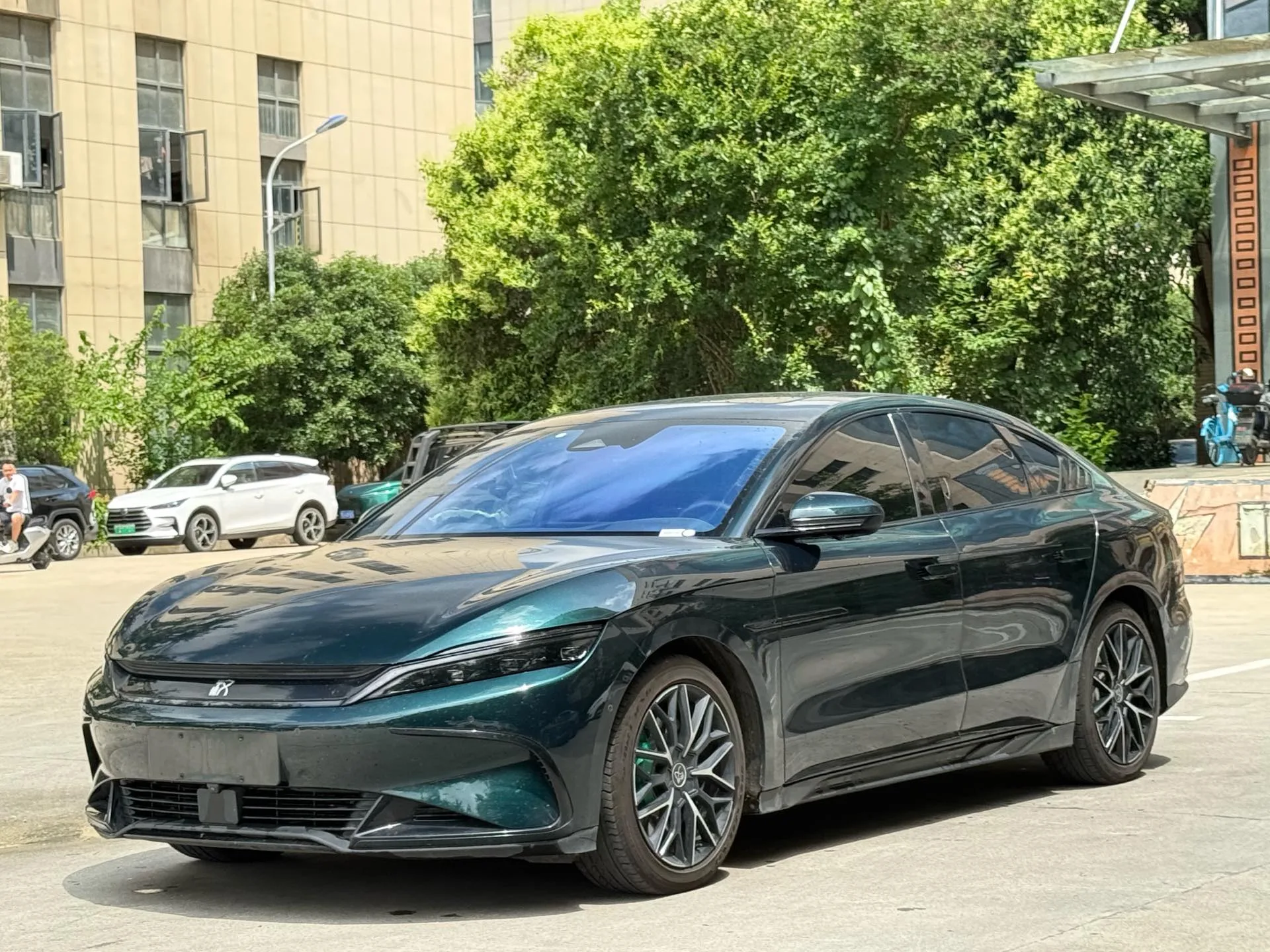 Han 2022 EV 610KM 4WD Thousand Mountains Green Limited Edition