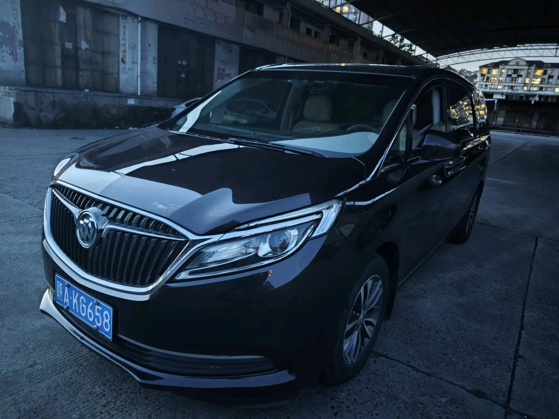 2018 Buick GL8 ES 28T Comfort Edition (China VI)