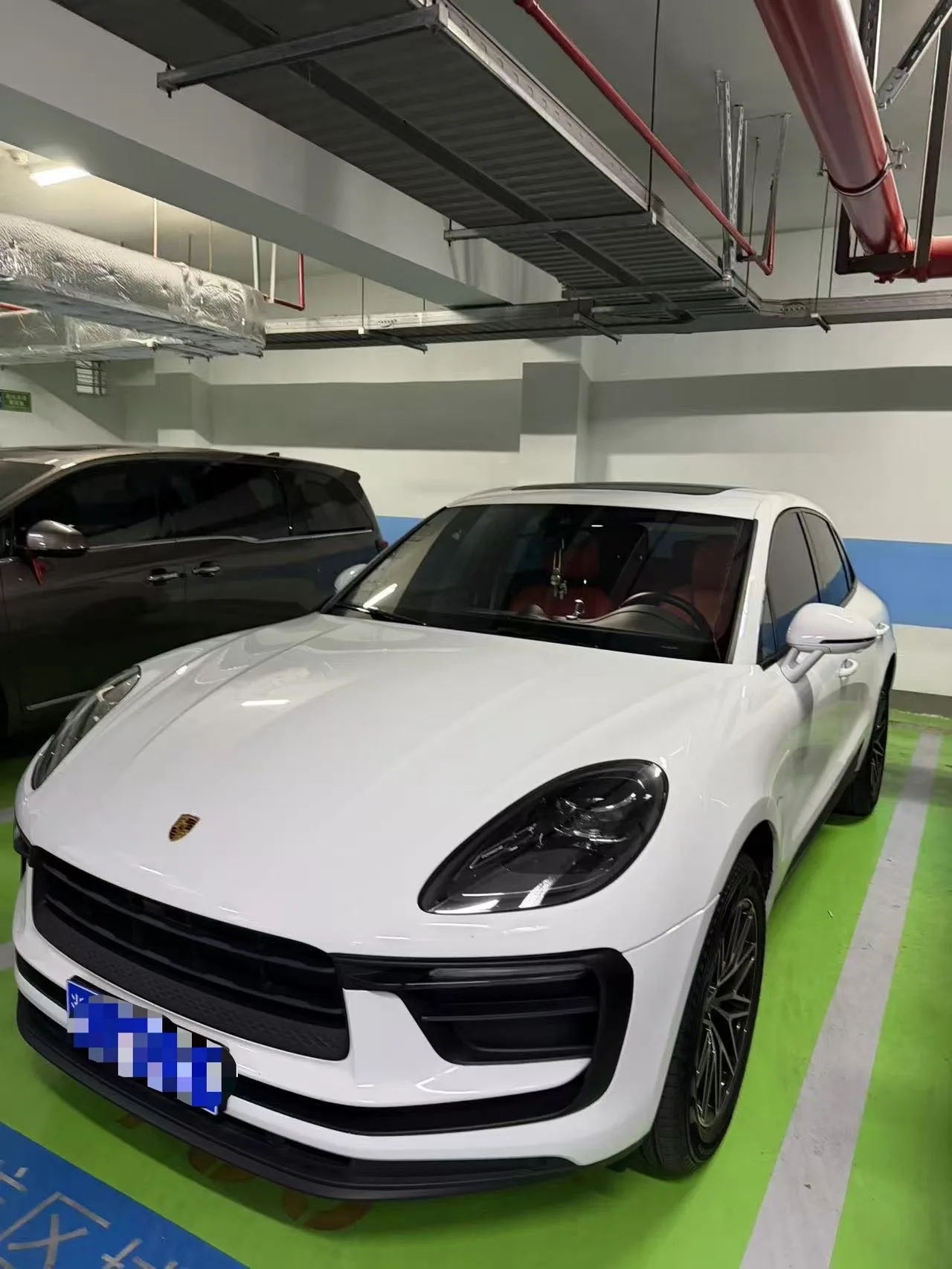2023 Macan 2.0T