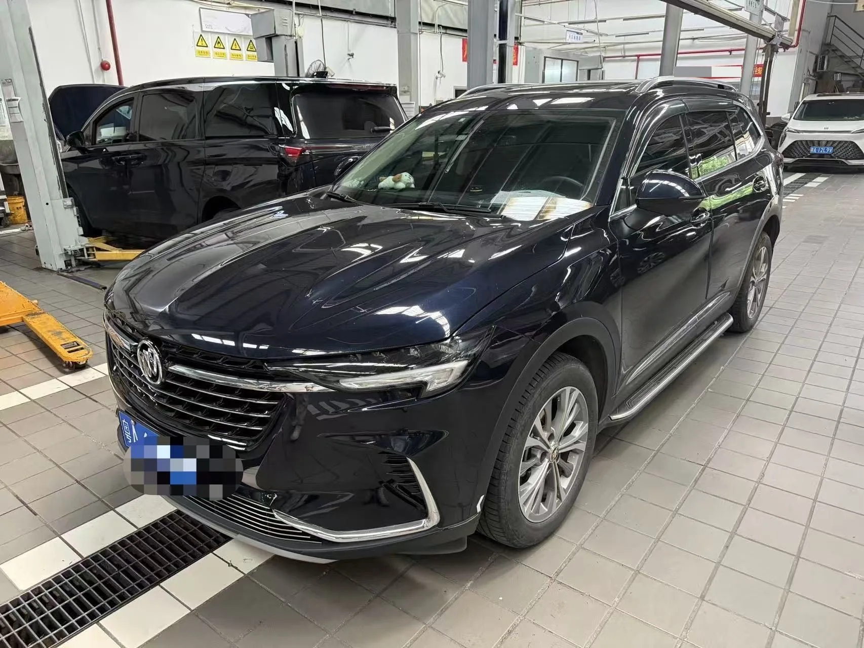 Enclave 2021 Enclave Plus 652T Five-Seater Luxury Edition