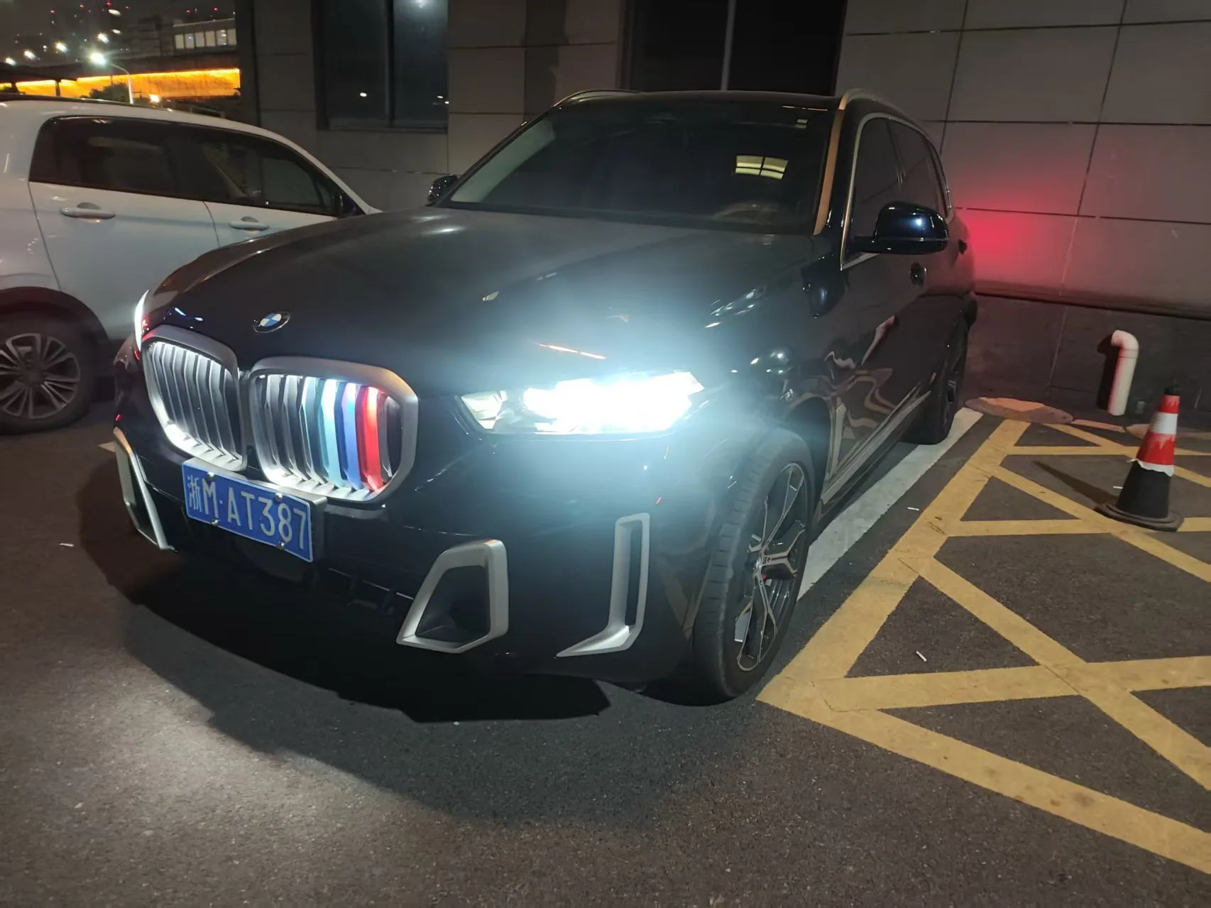 2023 BMW X5 xDrive30Li 48V 2.0T Luxury M Sport Package Automatic