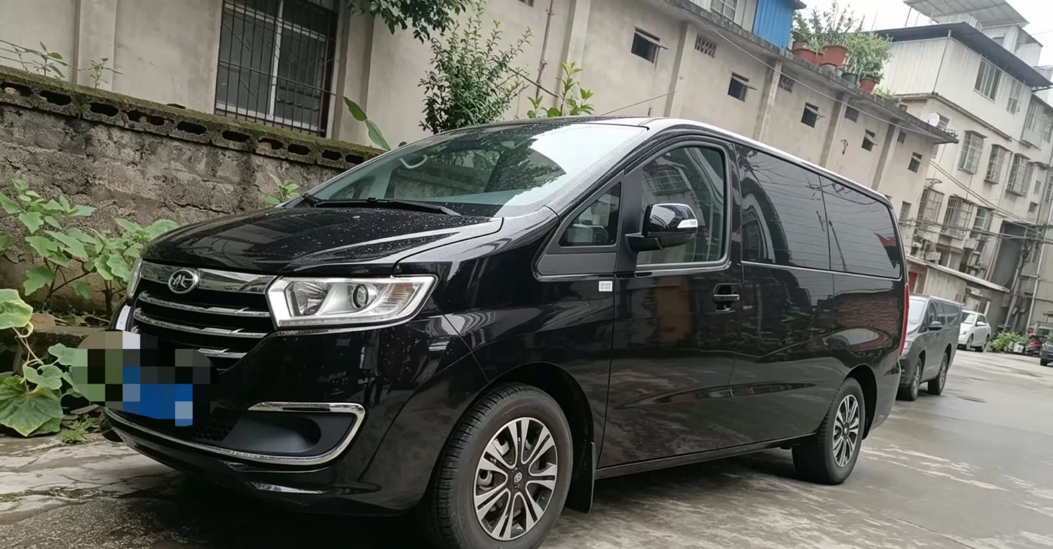 JAC 2025 Refine M3 PLUS 1.5T Smart Connect Edition 7-Seater Manual Transmission