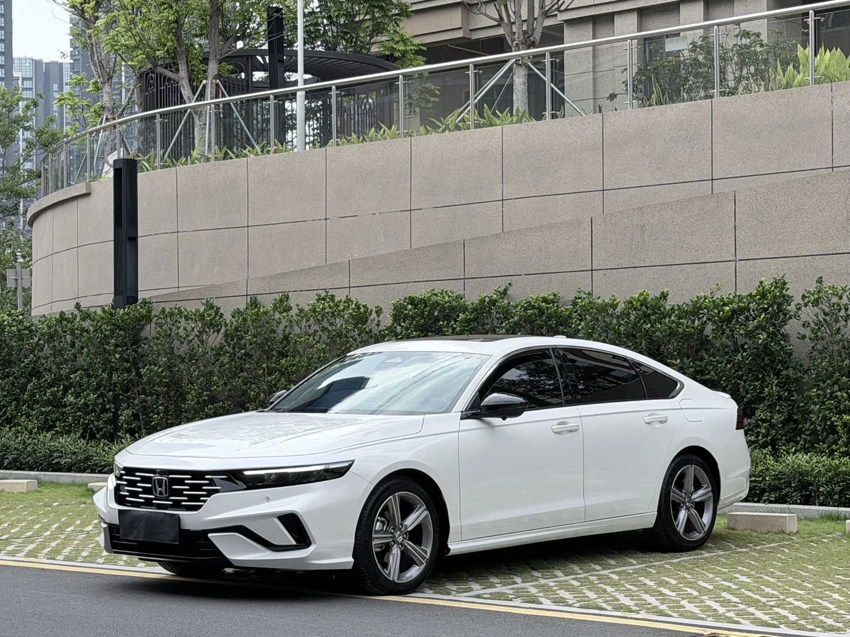 Honda 2025 11th-Generation Accord 1.5T CVT 260TURBO Sport Series Premium Edition Automatic