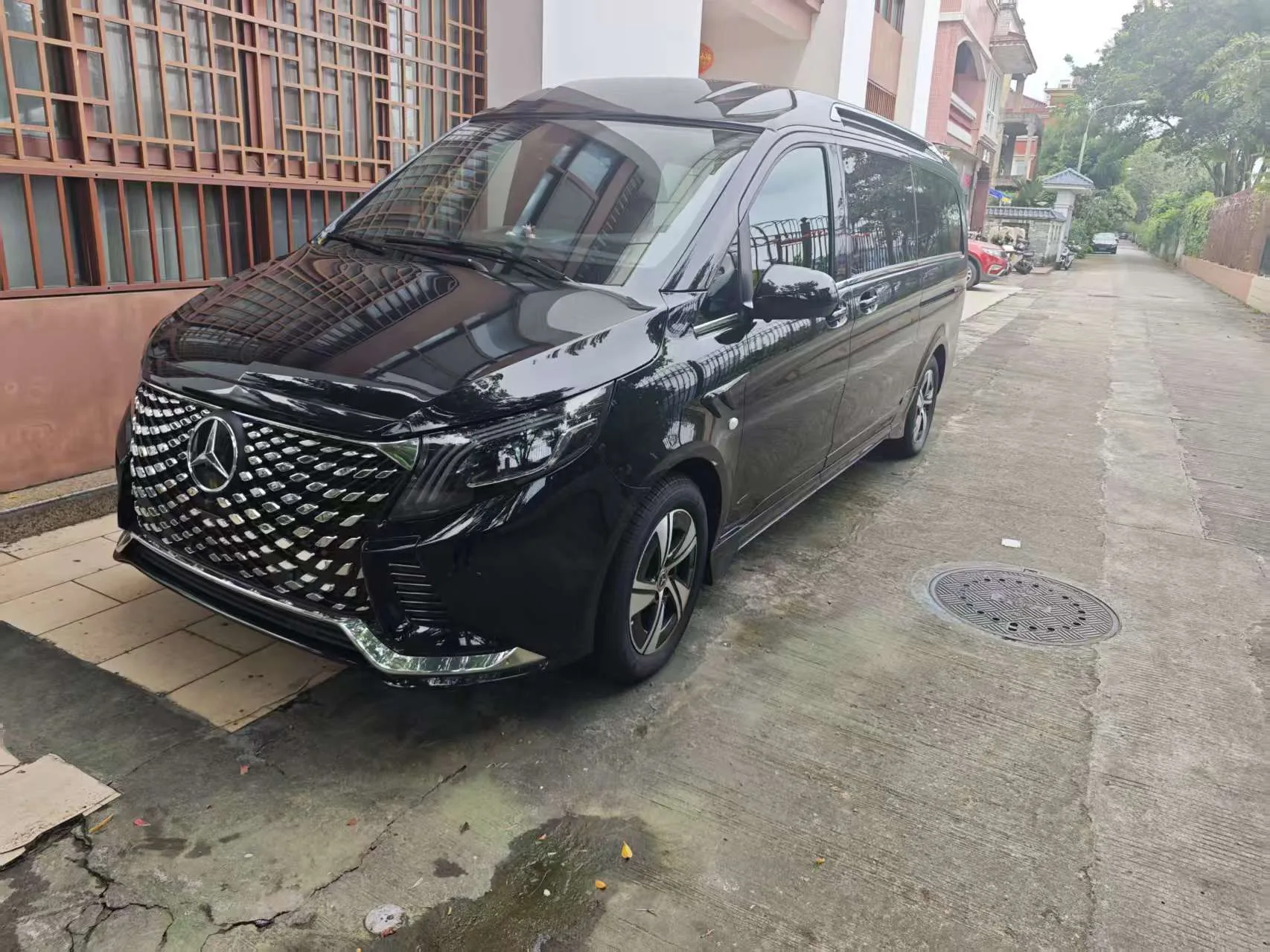 Mercedes-Benz 2024 Vito 2.0T Business Edition 7-seater Automatic