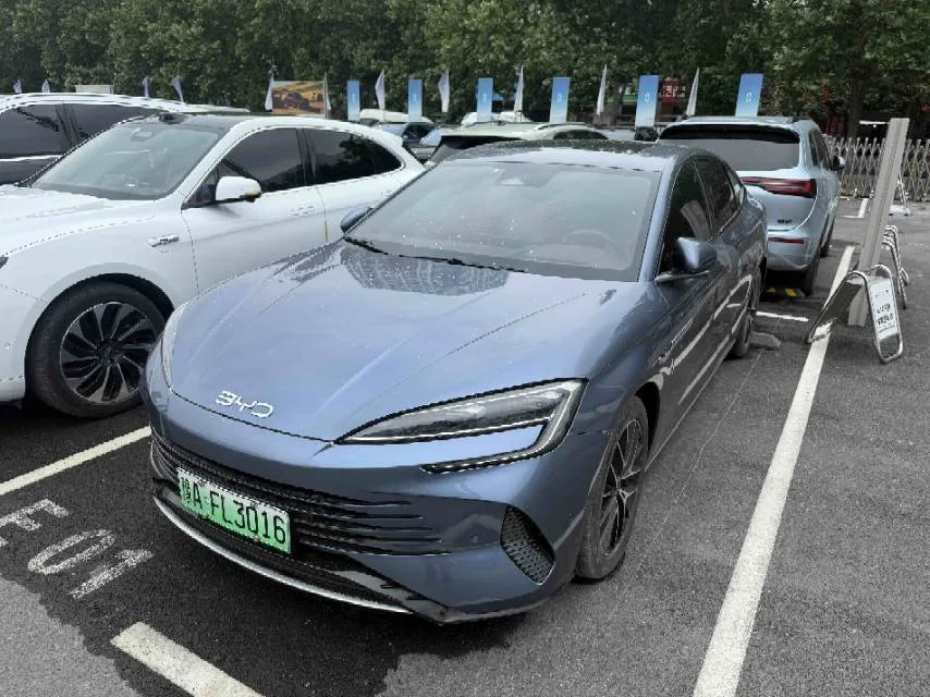 BYD 2023 Seal DM-i 1.5T CVT 121 km Flagship Automatic