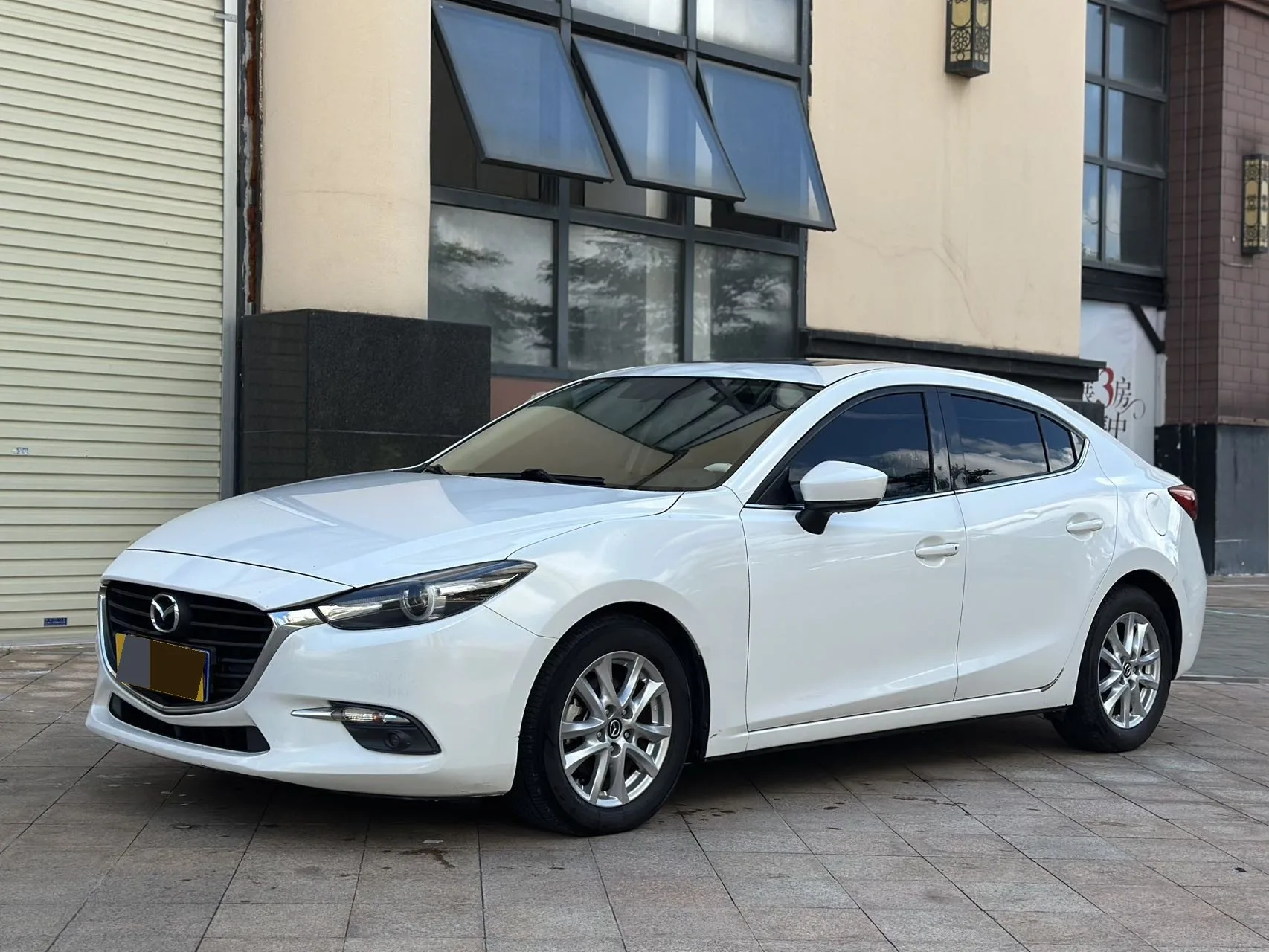 Mazda3 Axela 2017 Sedan 1.5L Automatic Luxury (China VI Emission Standard)