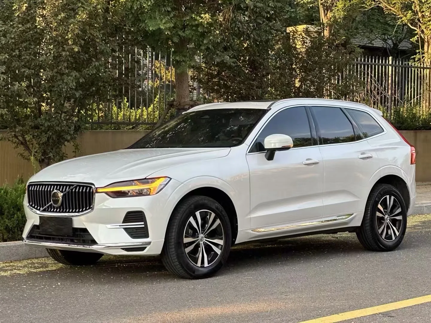2024 Volvo XC60 B5 AWD Inscription Luxury Edition