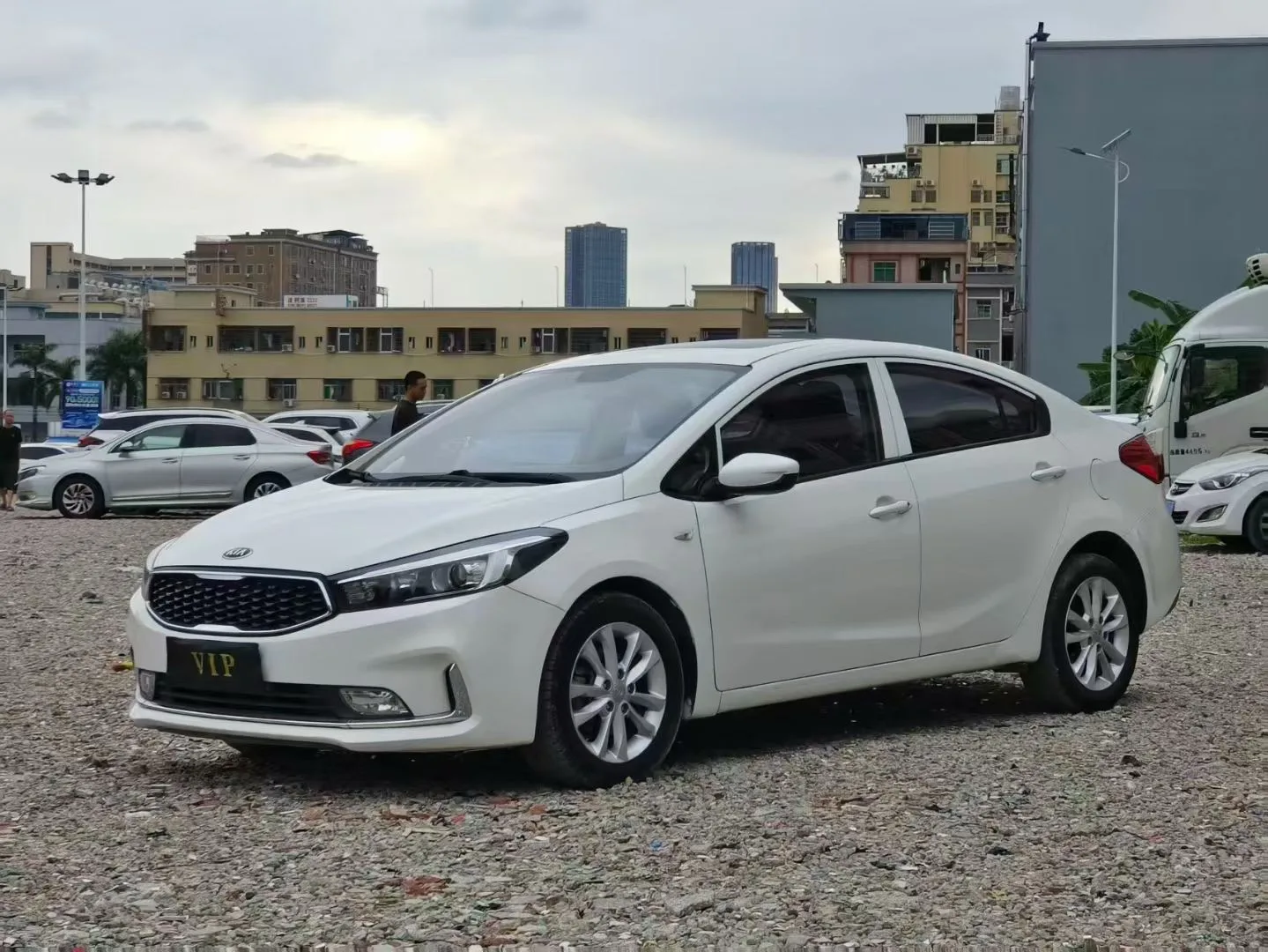 Kia K3 2017 1.6L Automatic 15th Anniversary Special Edition GLS