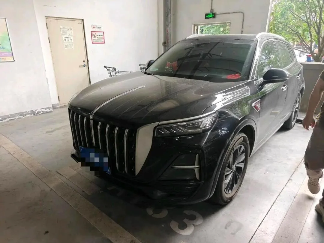 Hongqi HS5 2023 2.0T Flagship Pro Edition