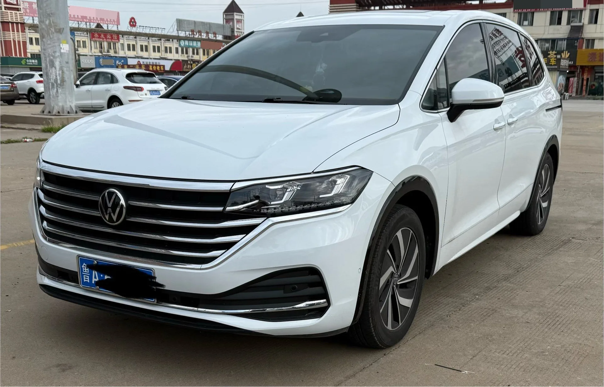 Volkswagen 2024 Viloran 2.0TSI 330TSI Luxury Edition Automatic