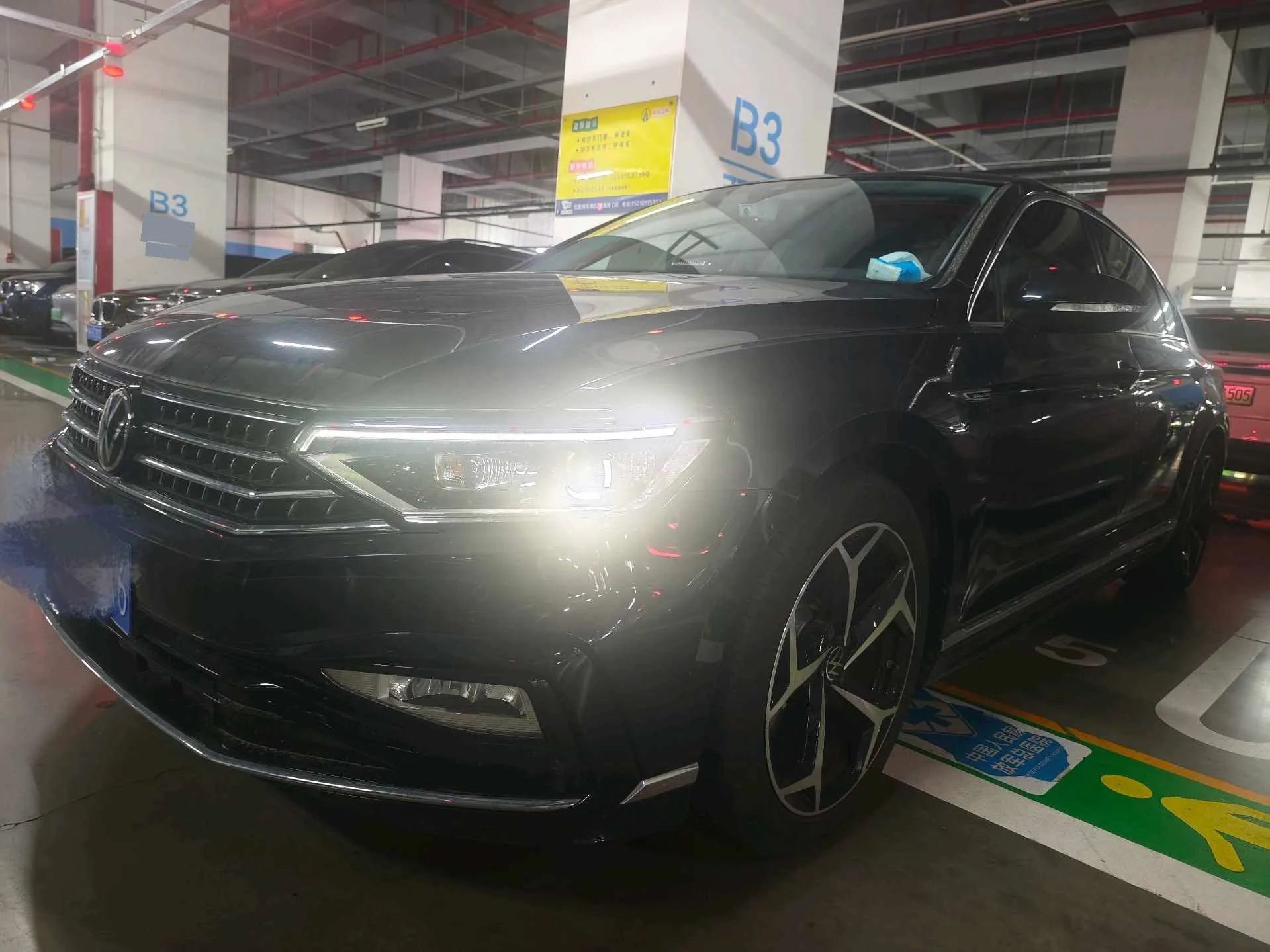 Volkswagen 2024 Magotan 2.0TSI 330TSI 2 Million Unit Luxury Edition Automatic Transmission