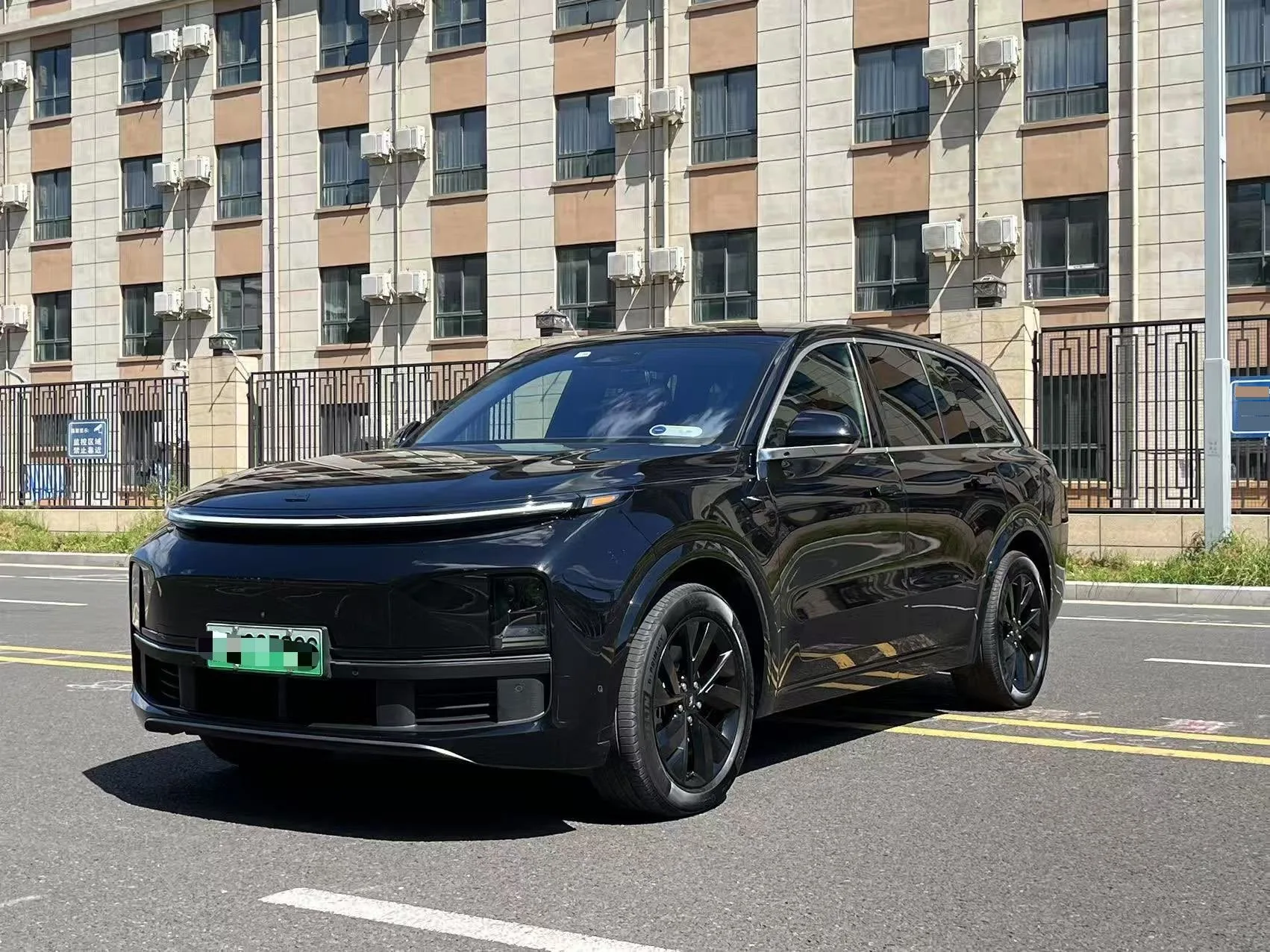 Li Auto L8 2023 Pro