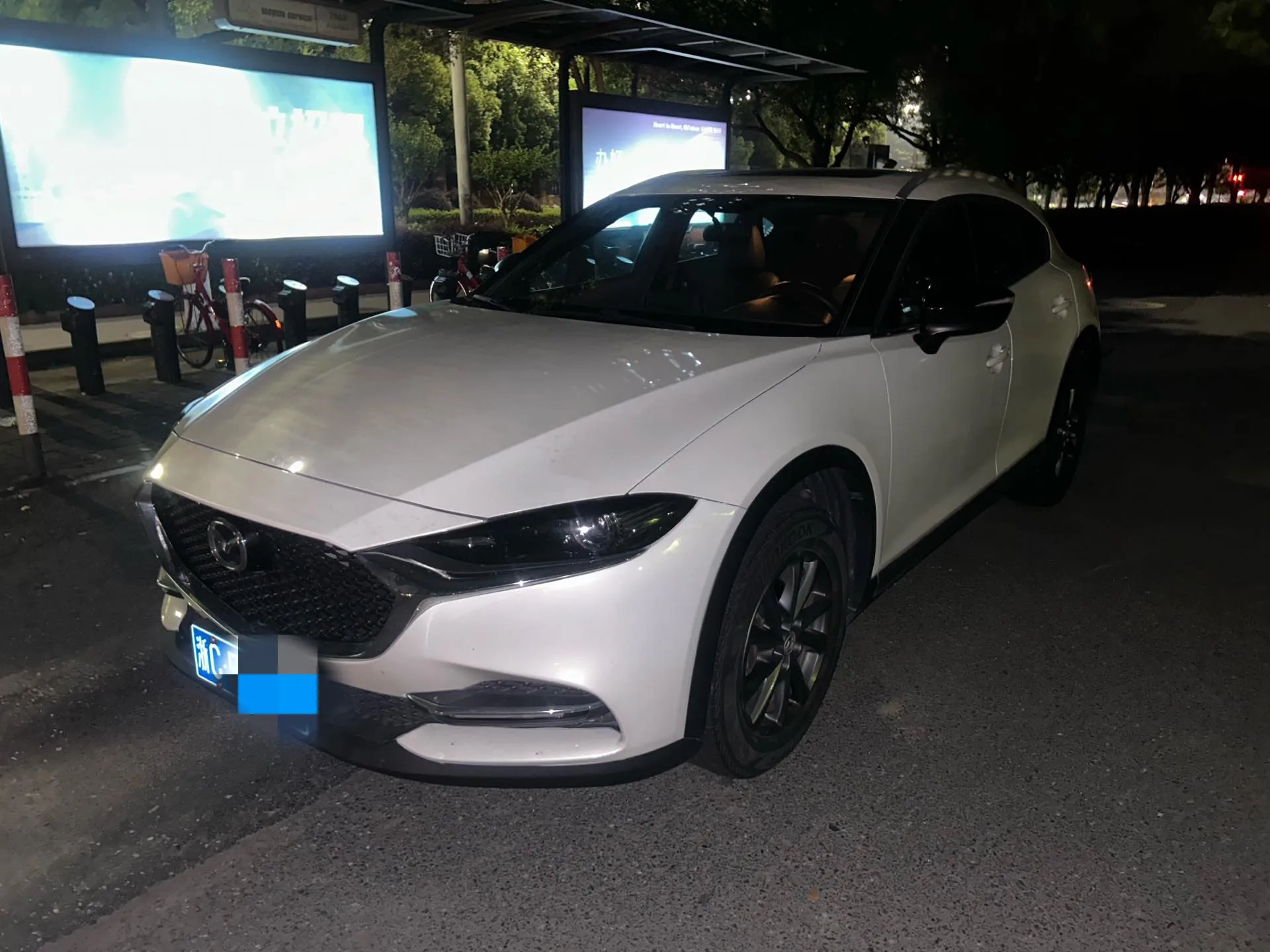 Mazda CX-4 2020 2.0L Automatic 2WD Blue Sky Premium Edition