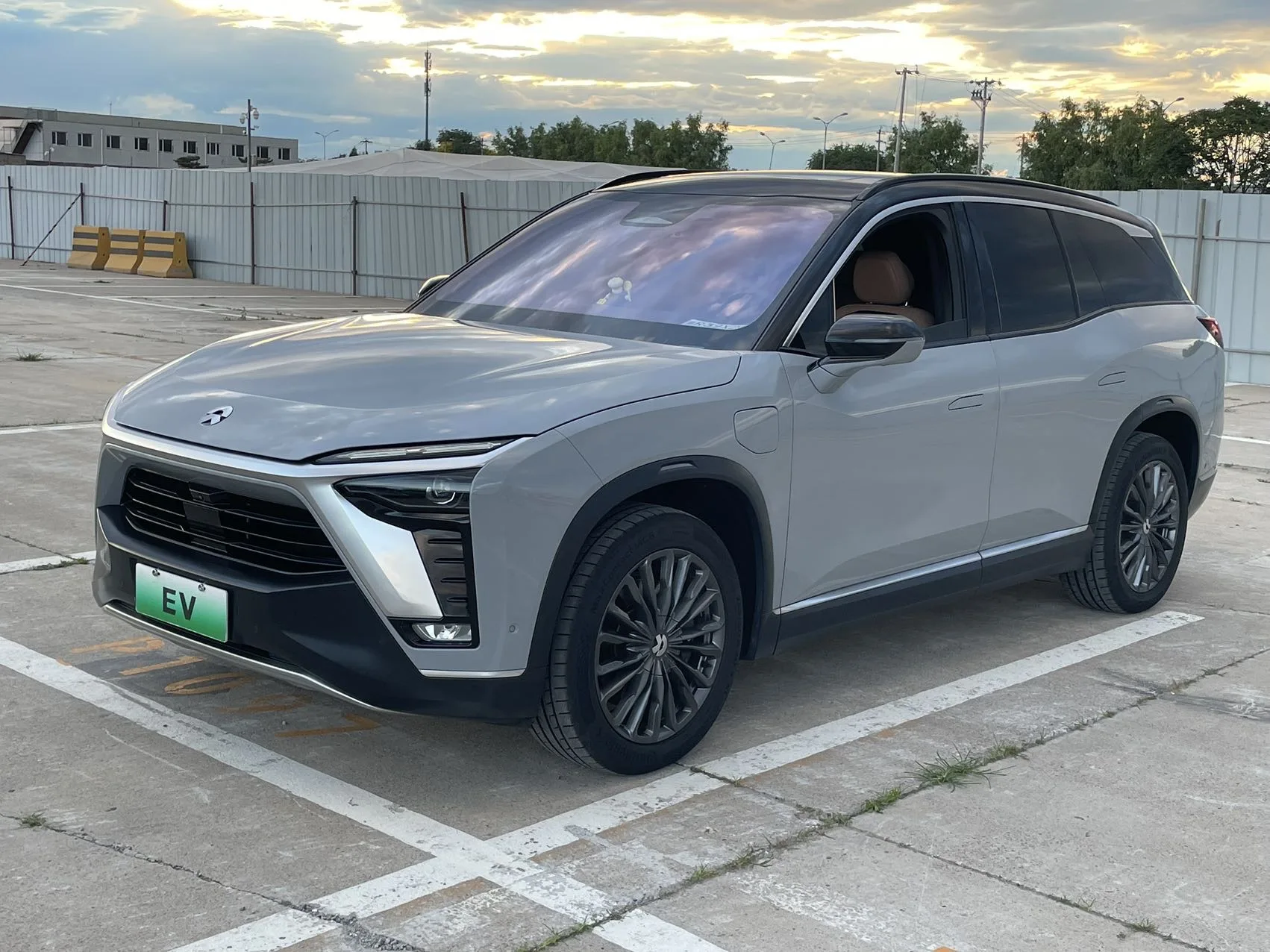 NIO ES8 2020 580KM Signature Edition Six-Seat Version