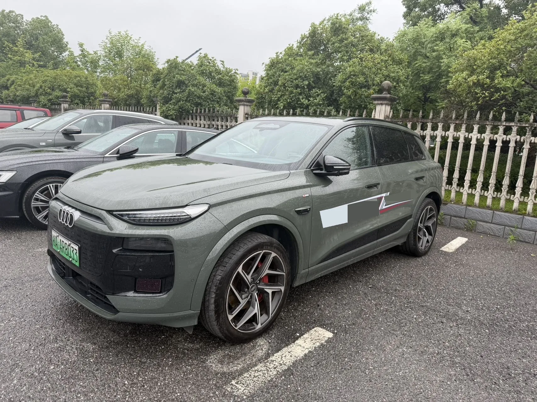 2025 Audi Q6L e-tron Extended Range Edition, Automatic Transmission