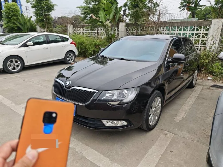 Superb 2013 1.4TSI DSG Elite Edition