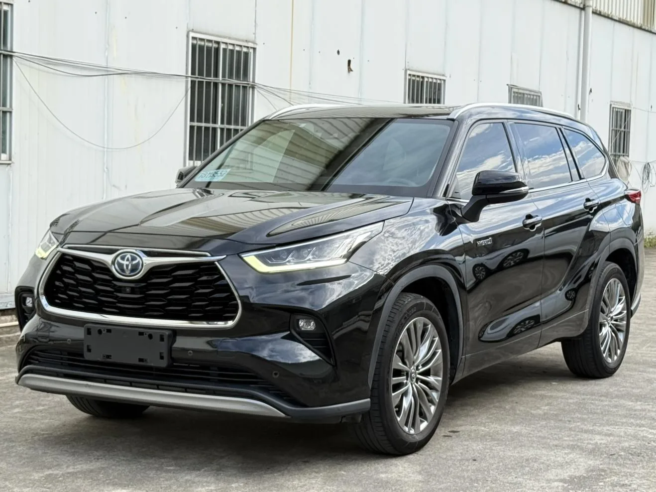 2022 Toyota Highlander Hybrid 2.5L AWD Supreme Edition 7-Seater