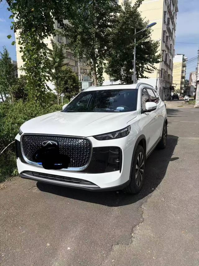 Chery 2025 Tiggo 8 PLUS 1.6TGDI 290TGDI Luxury Automatic