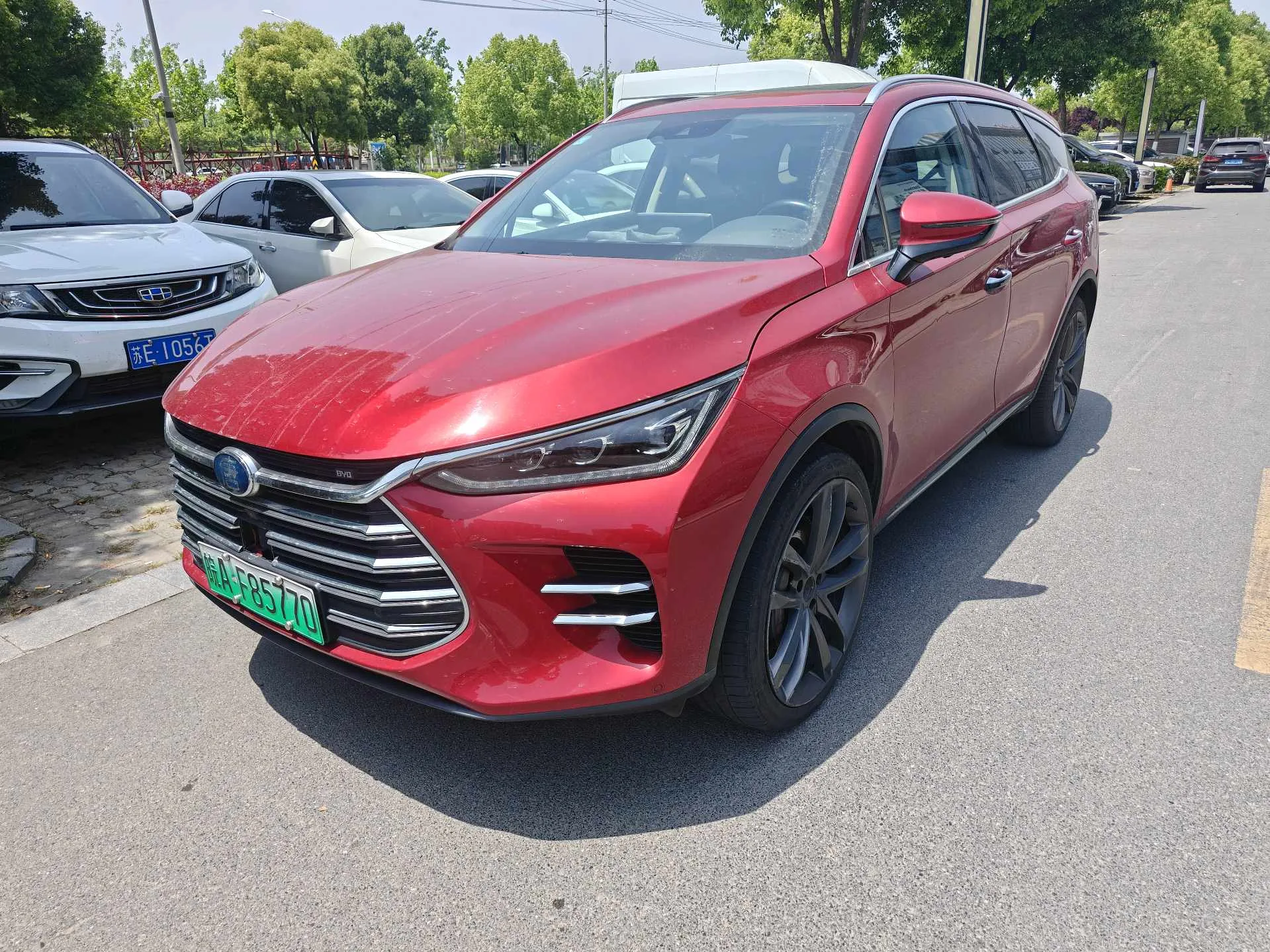 Tang New Energy 2018 DM 2.0T All-Wheel Drive Intelligent Enjoyment Edition 7-Seater National V Emission Standard