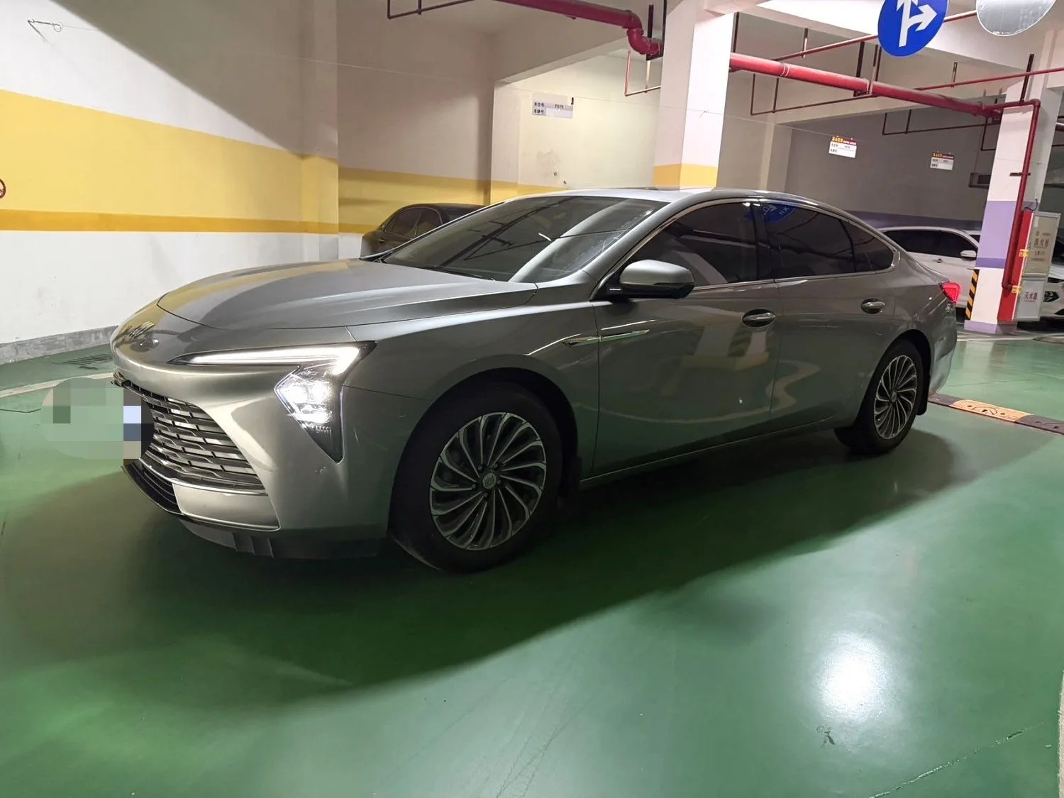 Buick 2023 LaCrosse 48V 2.0T 28T Premium Edition, Automatic Transmission