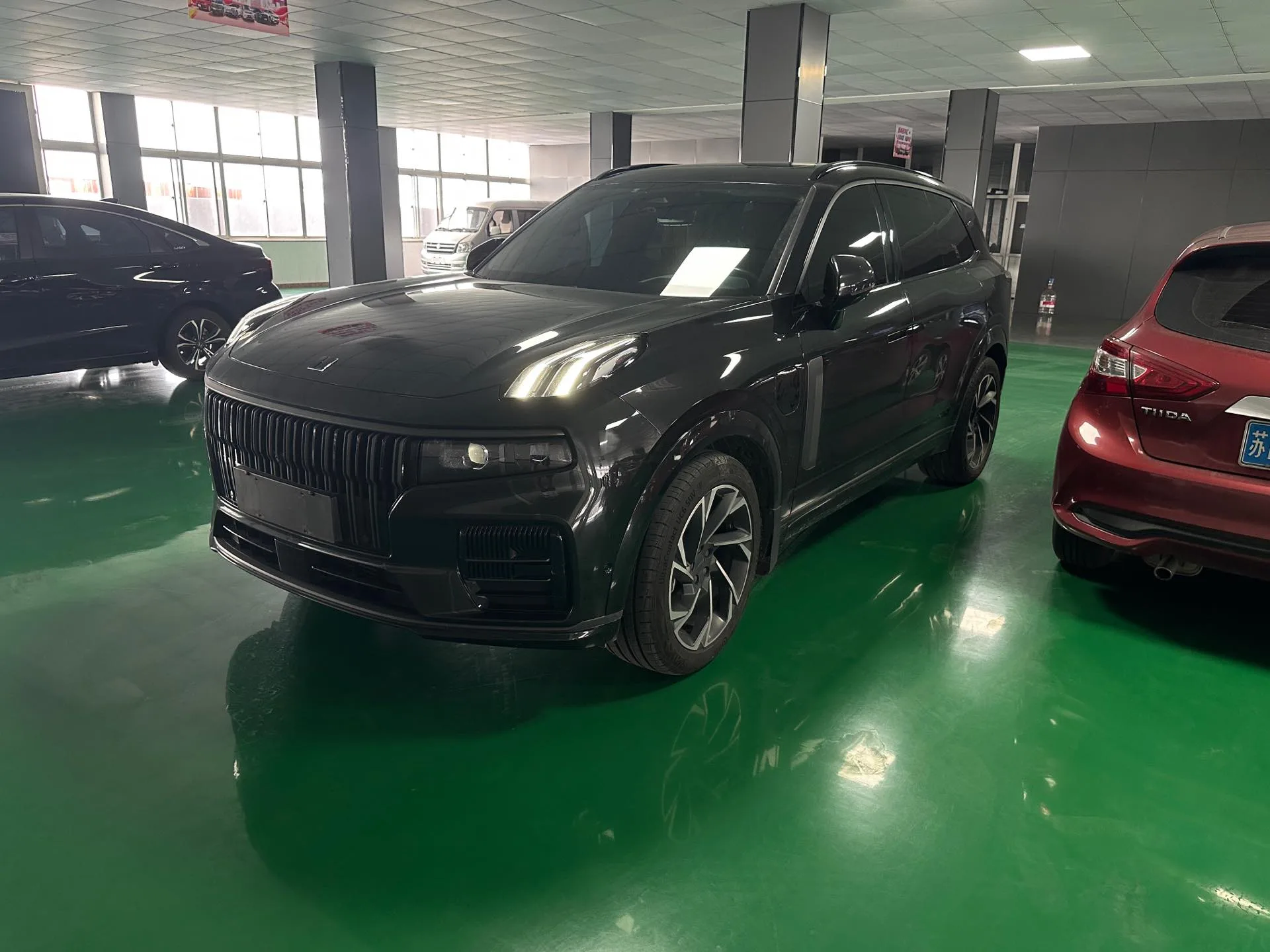 Lynk & Co 09 PHEV 2021 2.0T Halo 6-seater