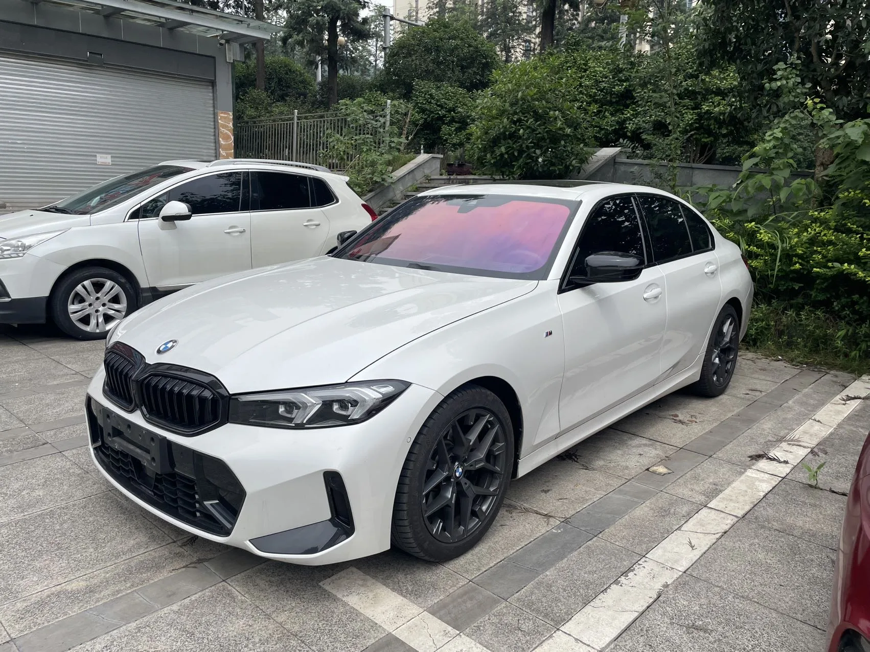 2025 BMW 3 Series 330i 2.0T M Sport Shadow Edition Automatic