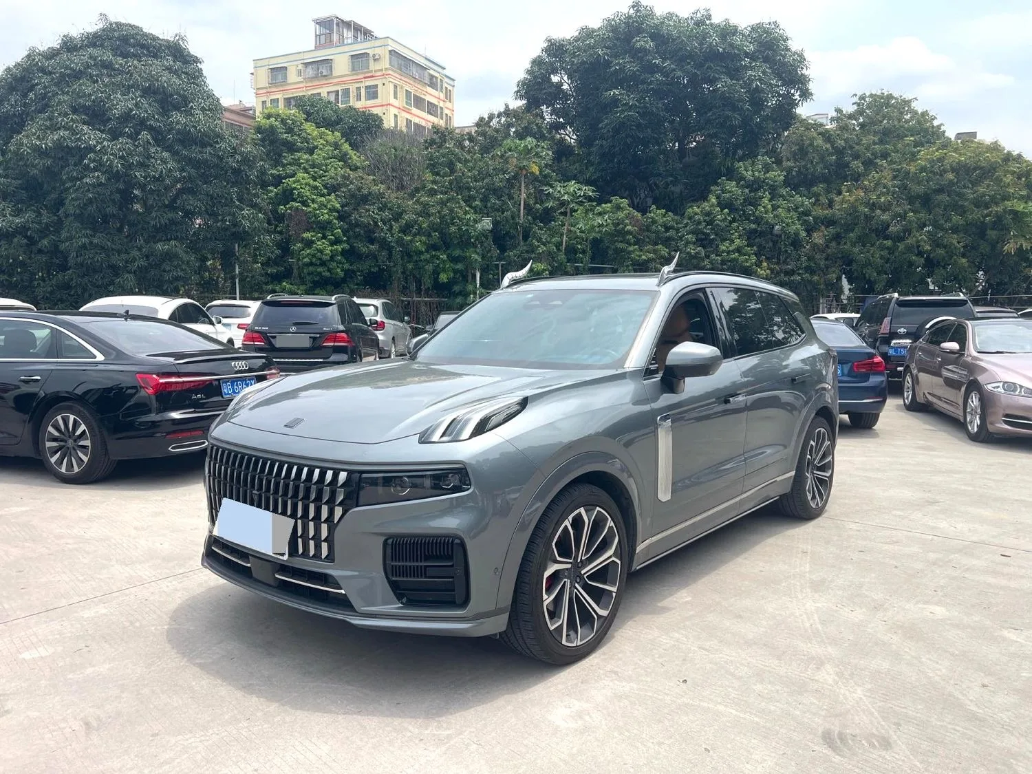 Lynk & Co 2021 Lynk & Co 09 MHEV 2.0T Ultra 6-Seater Automatic