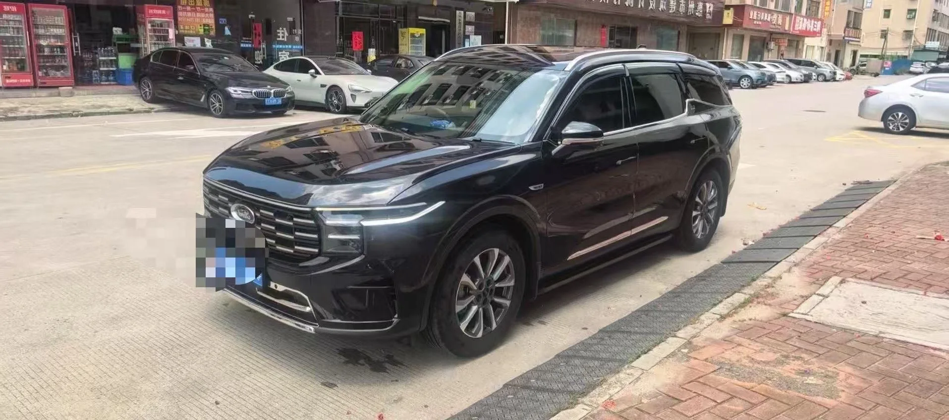 2025 Ford Edge L 2.0T EcoBoost AWD 7-seater Premium Automatic