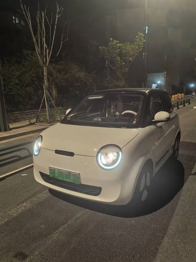 Changan Lumin 2022 Model 210km Sweet Edition