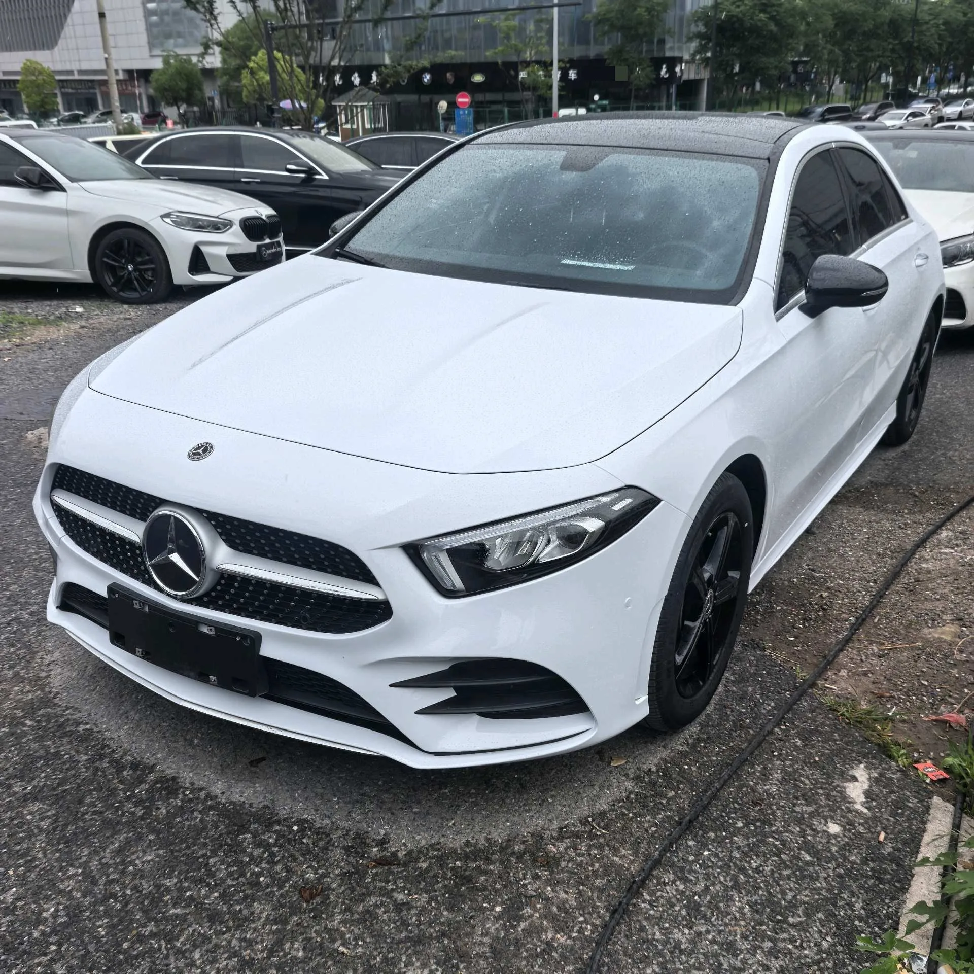Mercedes-Benz A-Class 2022 A 200 L Sport Sedan Fashion Edition
