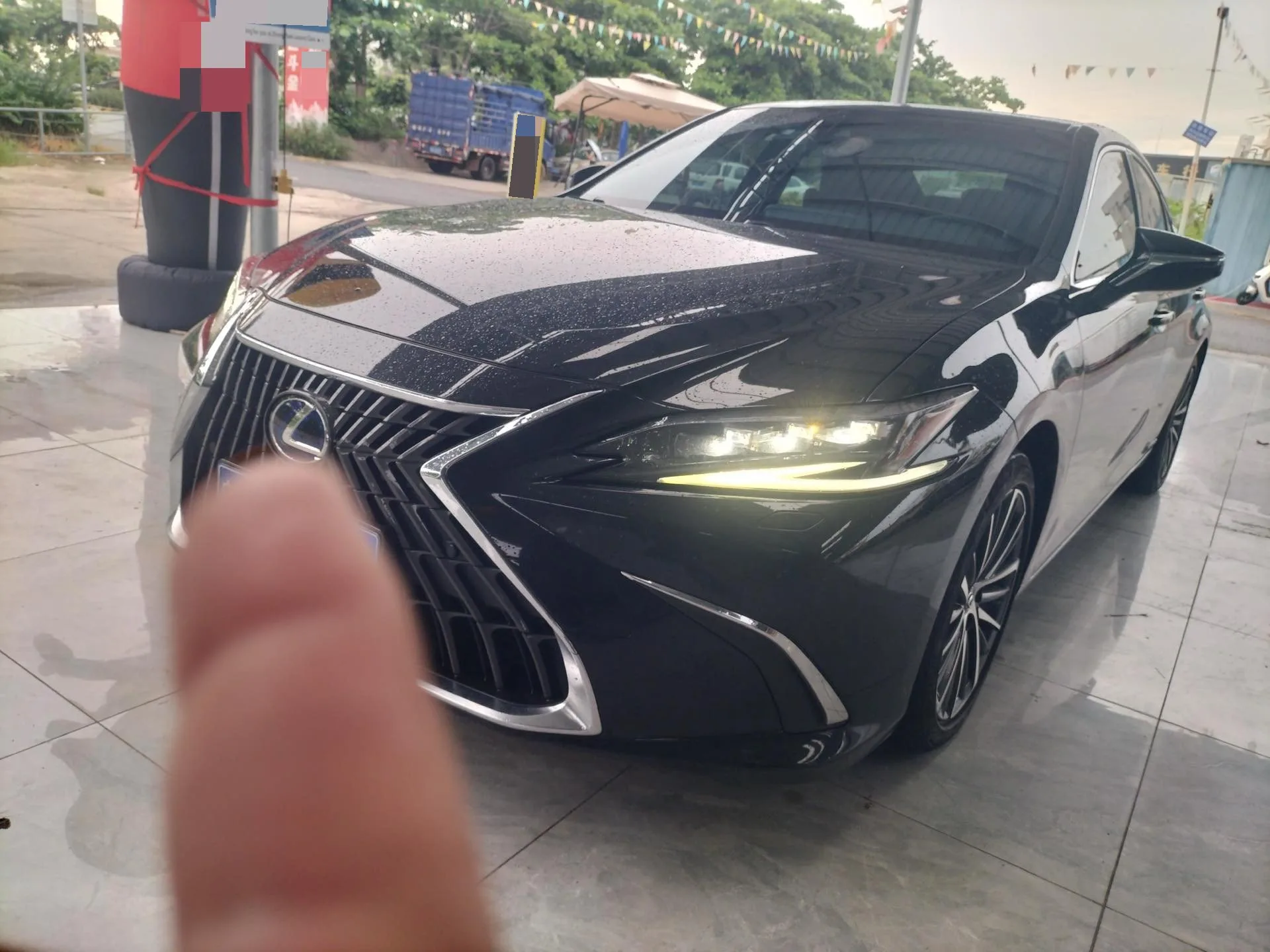 Lexus ES 2021 300h Premium Edition