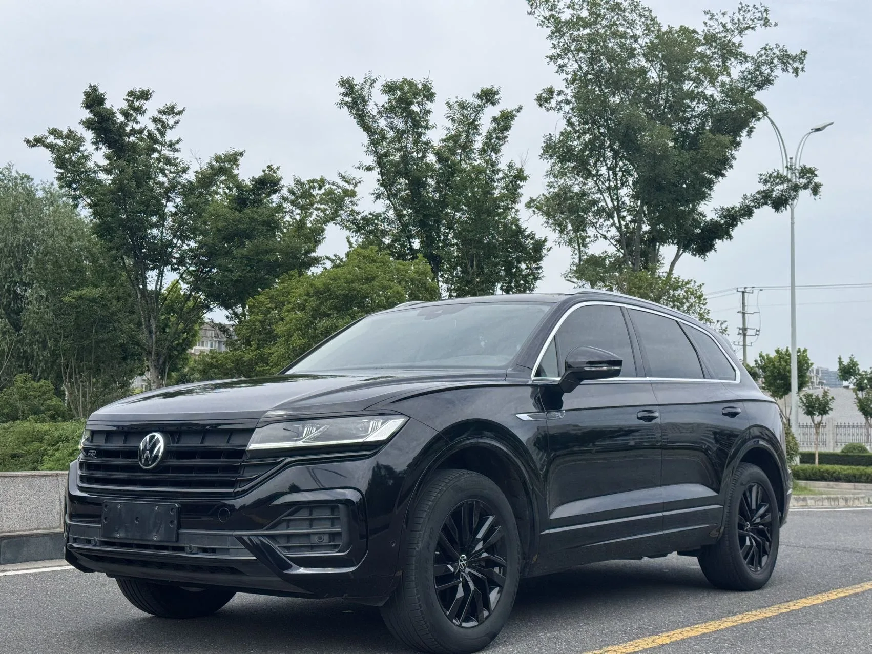 Touareg 2022 2.0TSI R-Line