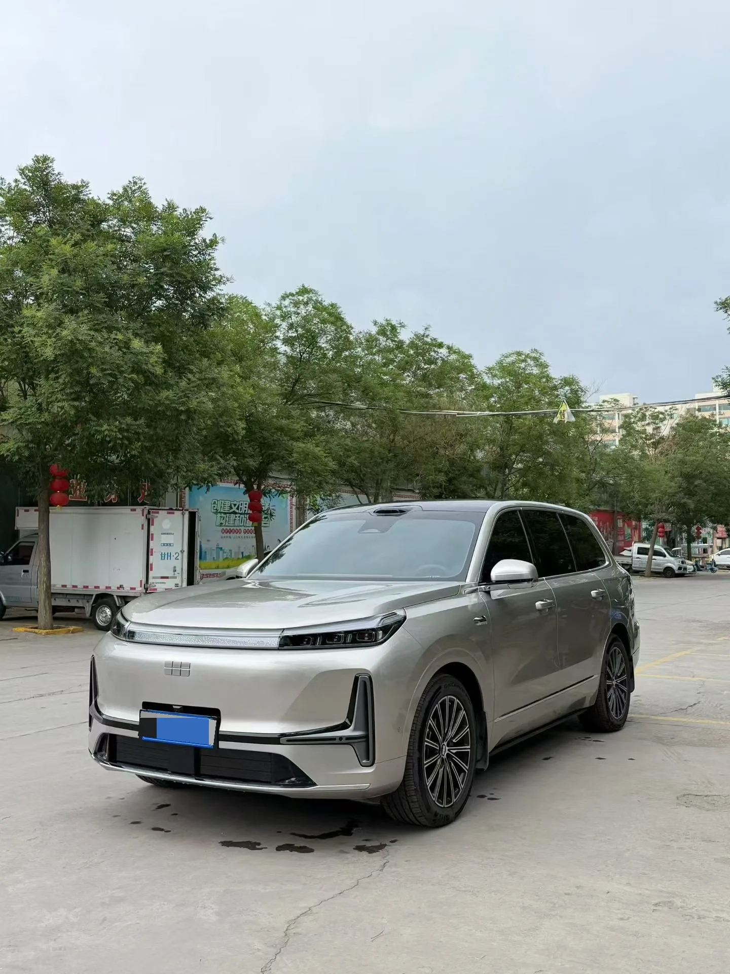 Geely Galaxy 2025 M9 1.5T 210km/h 4WD Navigator Edition Automatic Transmission
