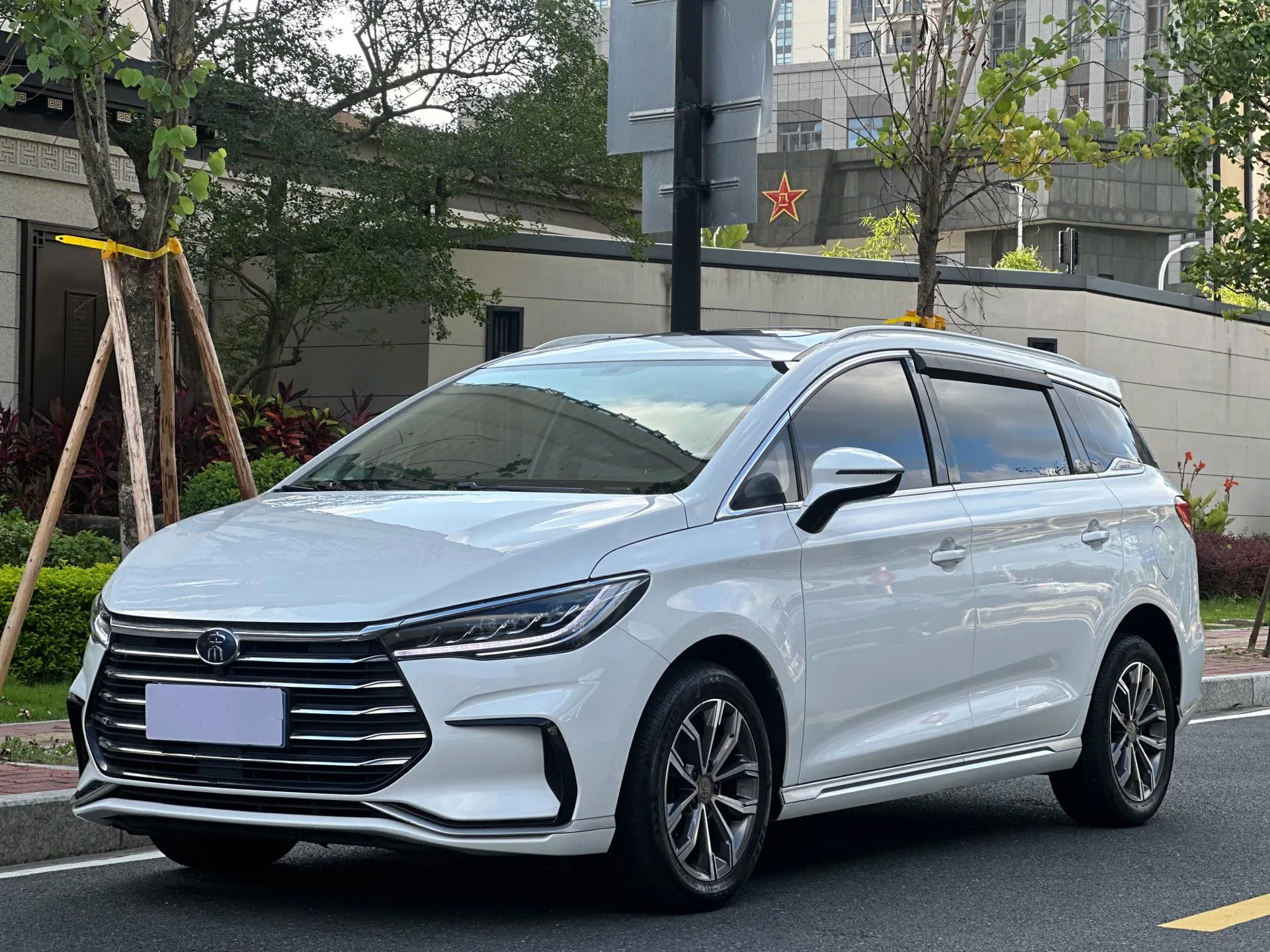 2021 Song MAX Upgraded Edition 1.5T Automatic Luxury 6-Seater