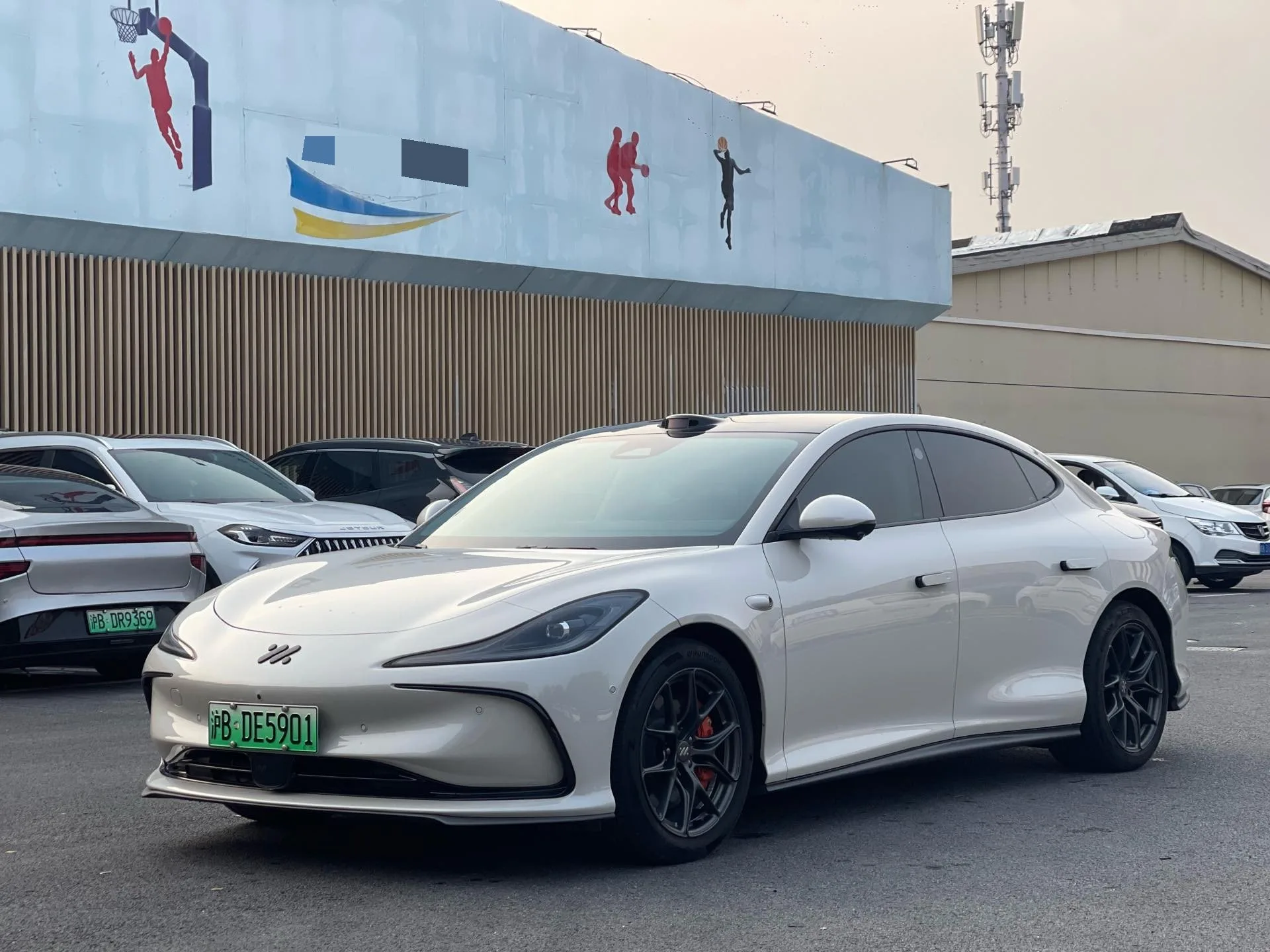 Zhiji L6 2024 Max Standard Edition