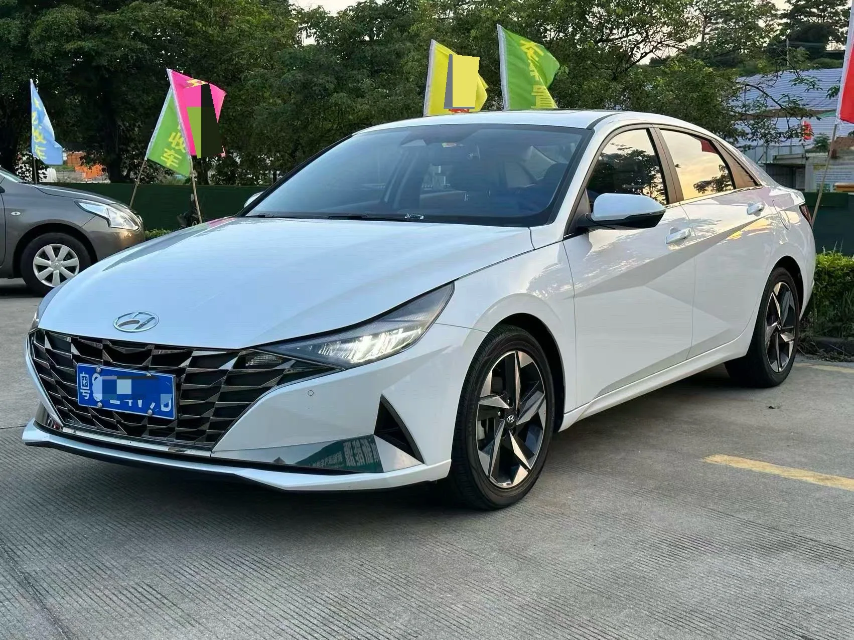2023 Hyundai Elantra 1.5L CVT GLS Leading Edition