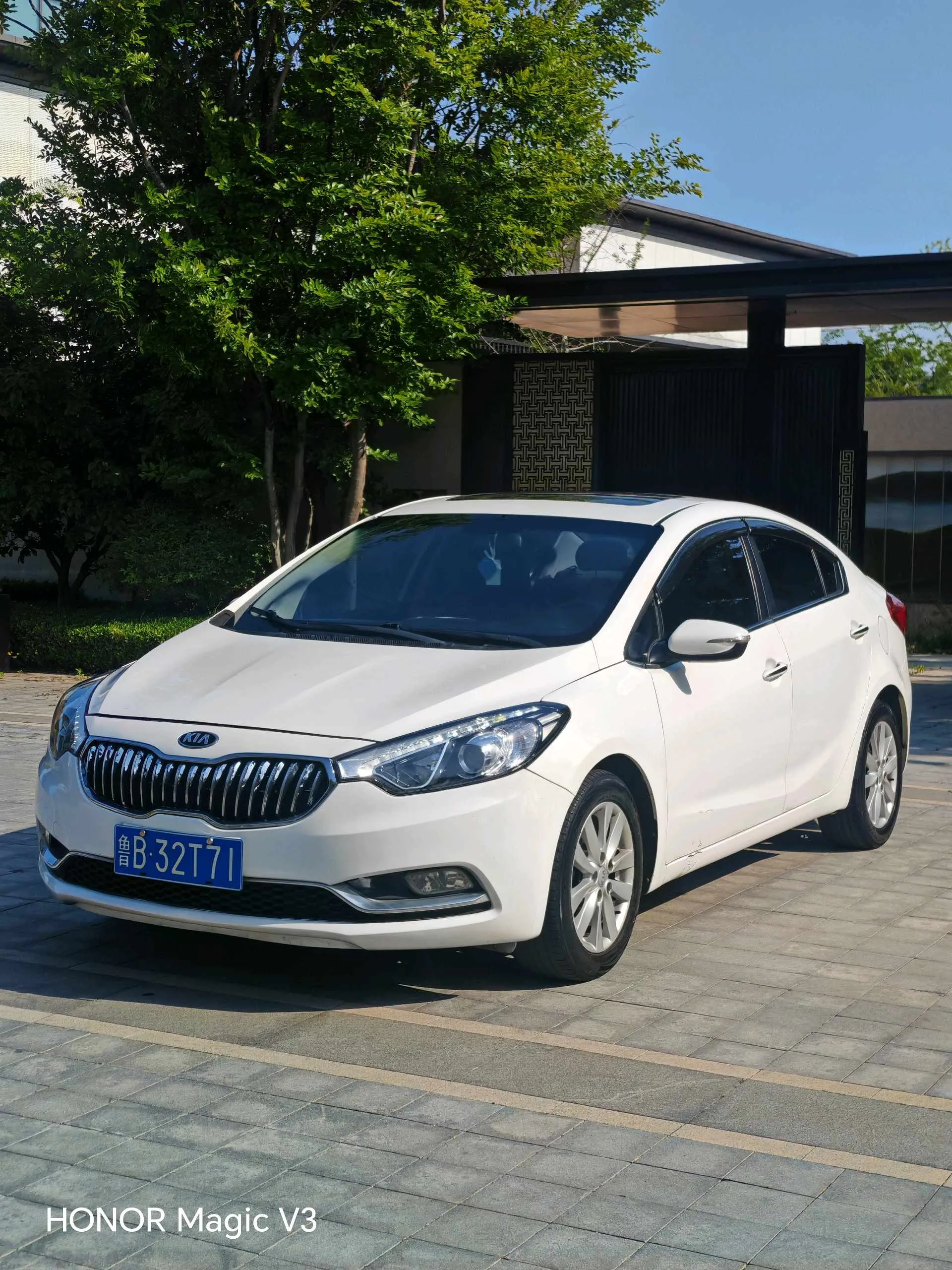Kia K3 2015 1.6L Automatic Premium