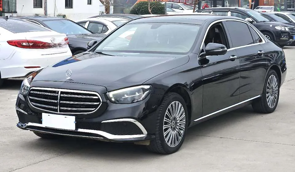 Mercedes-Benz E-Class 2023 E 300 L Fashion Edition