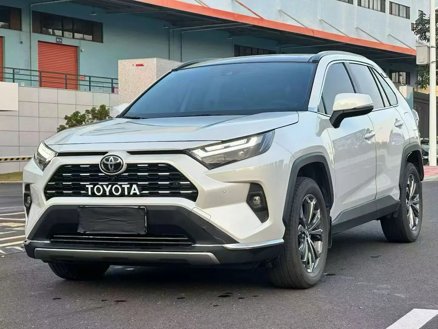 Toyota 2024 RAV4 2.0 CVT 2WD Fashion Plus Edition Automatic